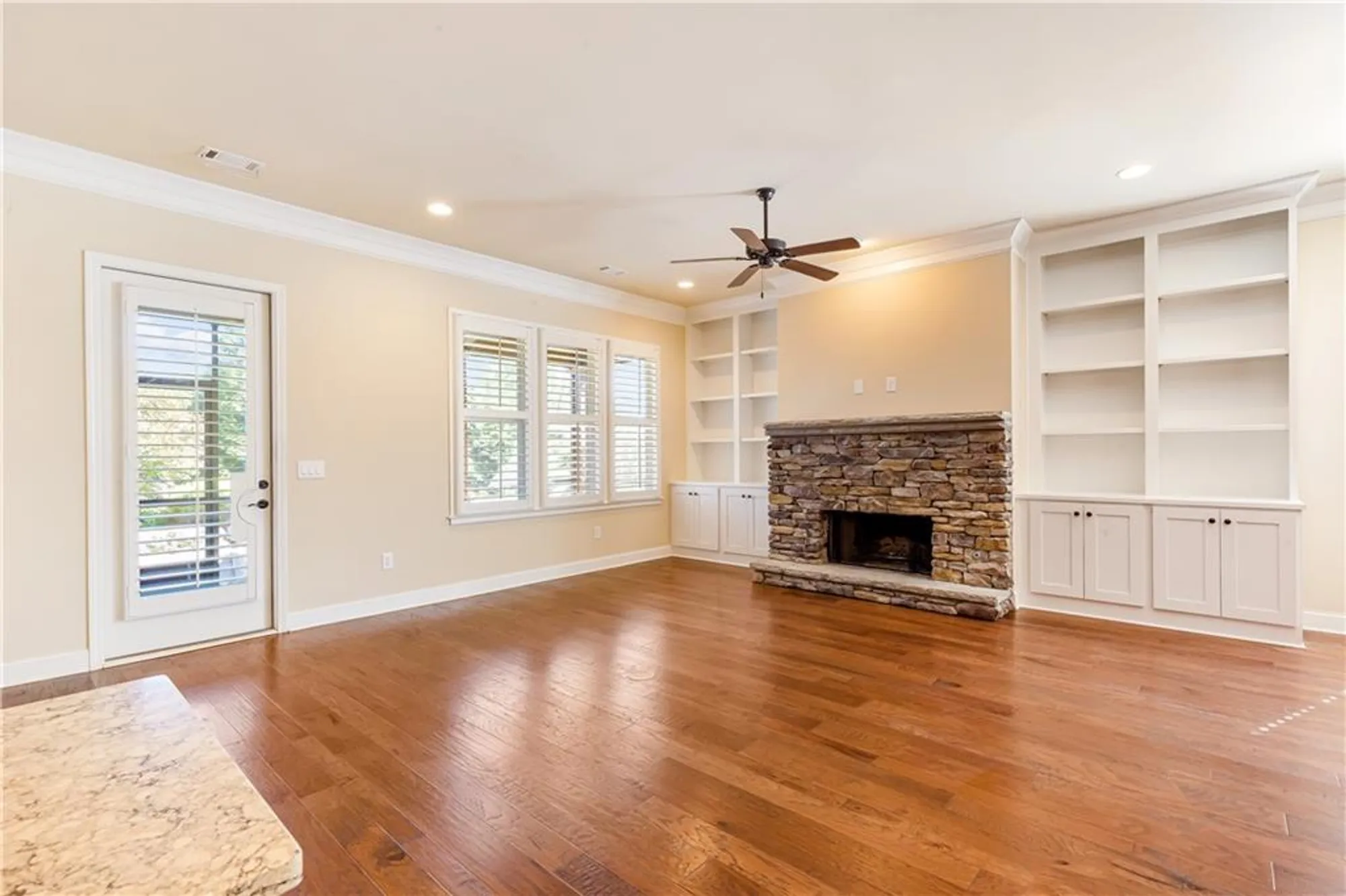 Property Slideshow image 12 of 57 | 424 loblolly st, Woodstock, GA, 30188