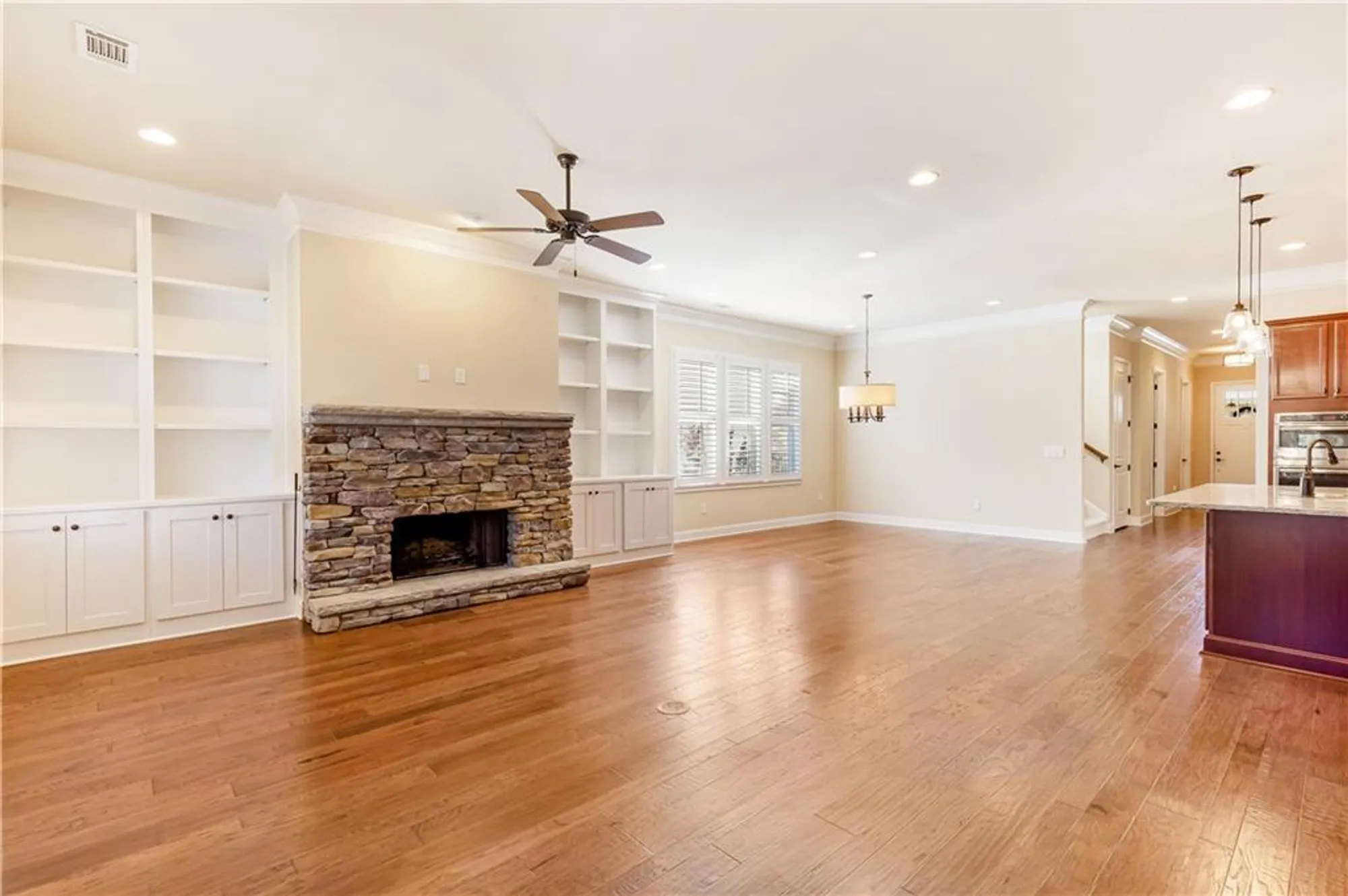 Property Slideshow image 10 of 57 | 424 loblolly st, Woodstock, GA, 30188