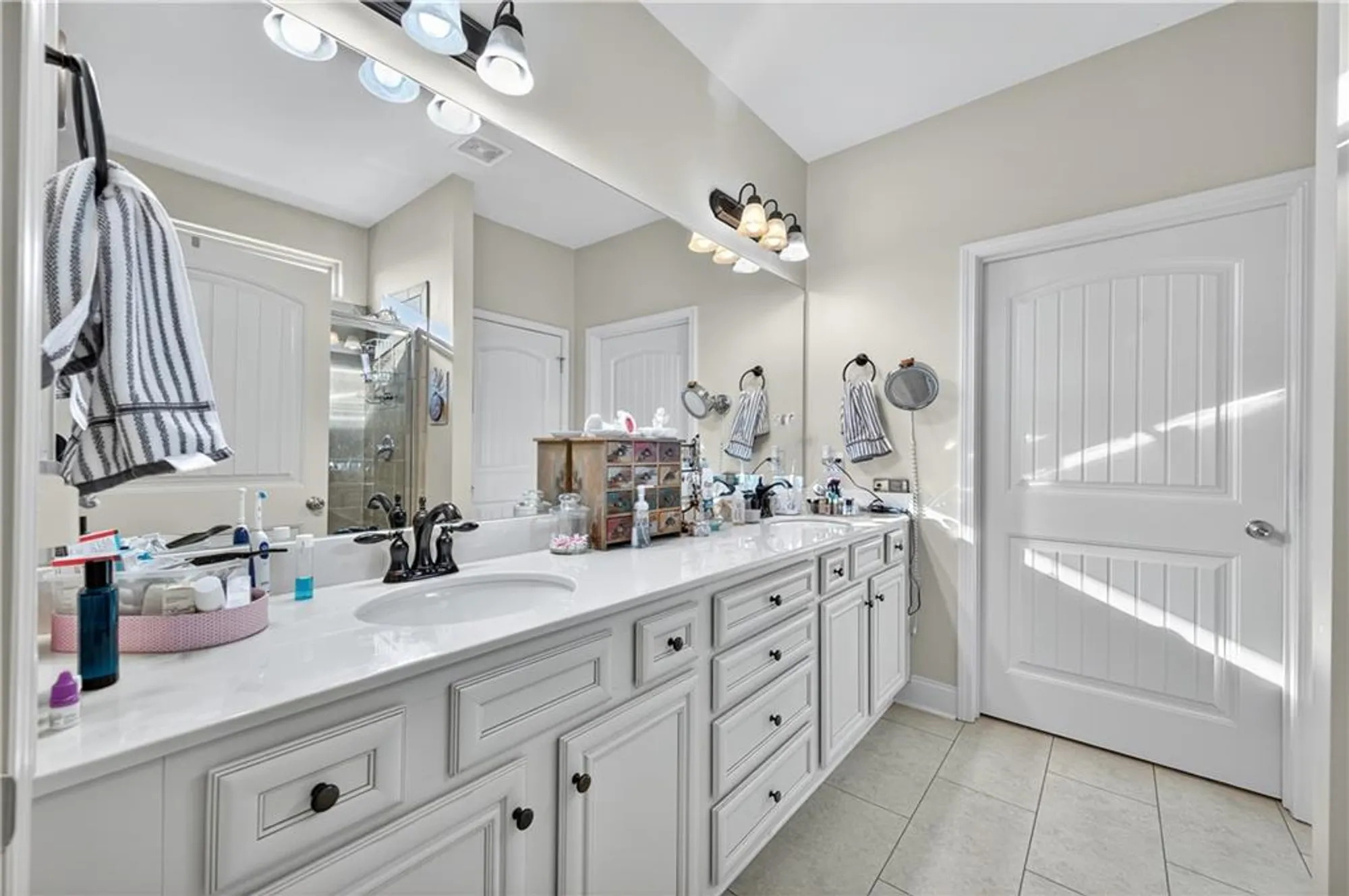Property Slideshow image 19 of 32 | 1690 piedmont ln, Cumming, GA, 30040
