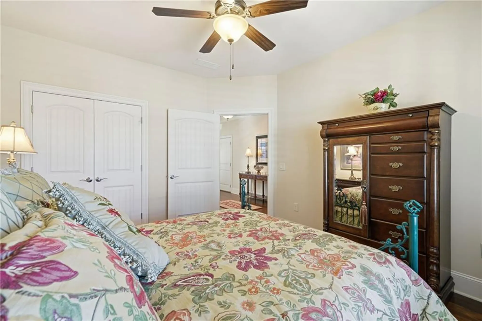 Property Slideshow image 7 of 44 | 126 heron xing, Woodstock, GA, 30188