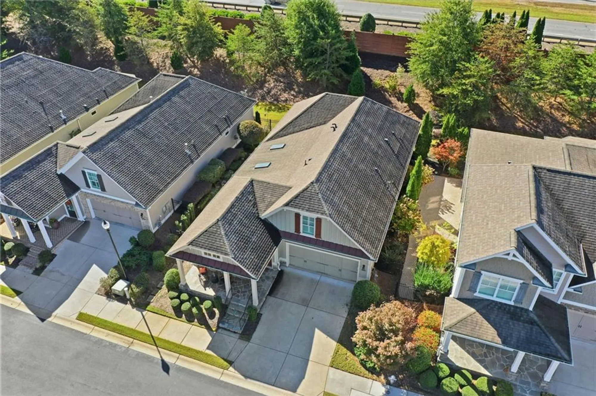 Property Slideshow image 34 of 44 | 126 heron xing, Woodstock, GA, 30188