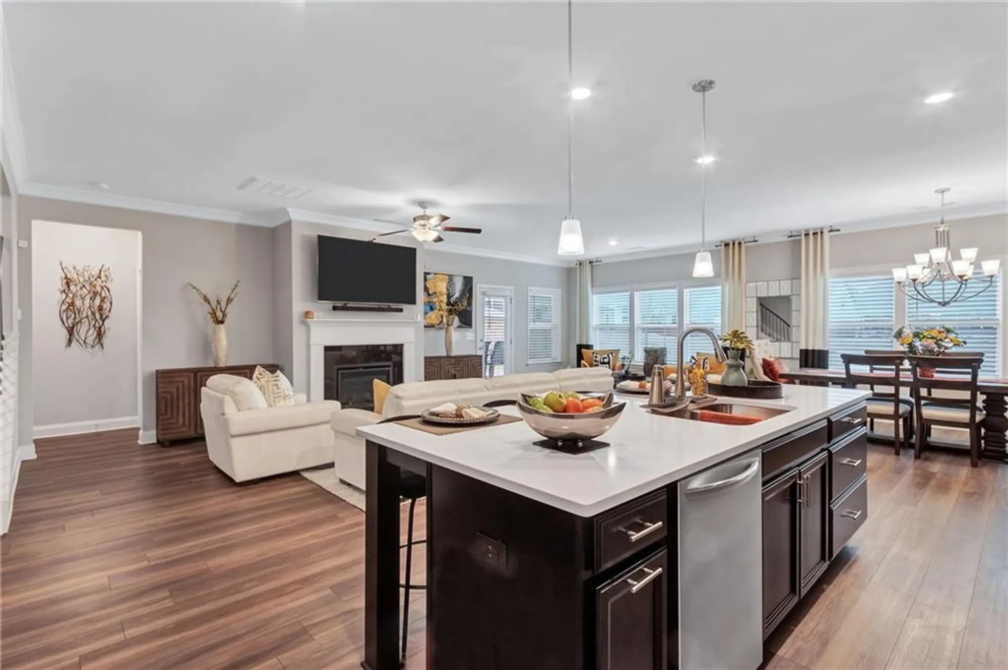 Property Slideshow image 10 of 29 | 532 barlow pl, Grayson, GA, 30017