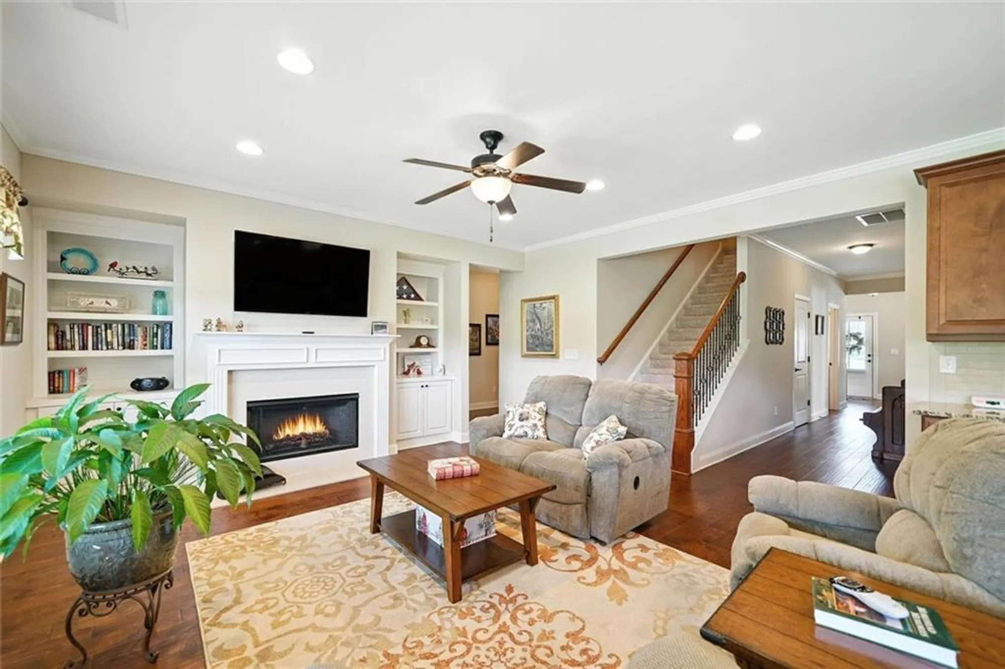 Property Slideshow image 11 of 40 | 120 sweetbriar farm rd, Woodstock, GA, 30188