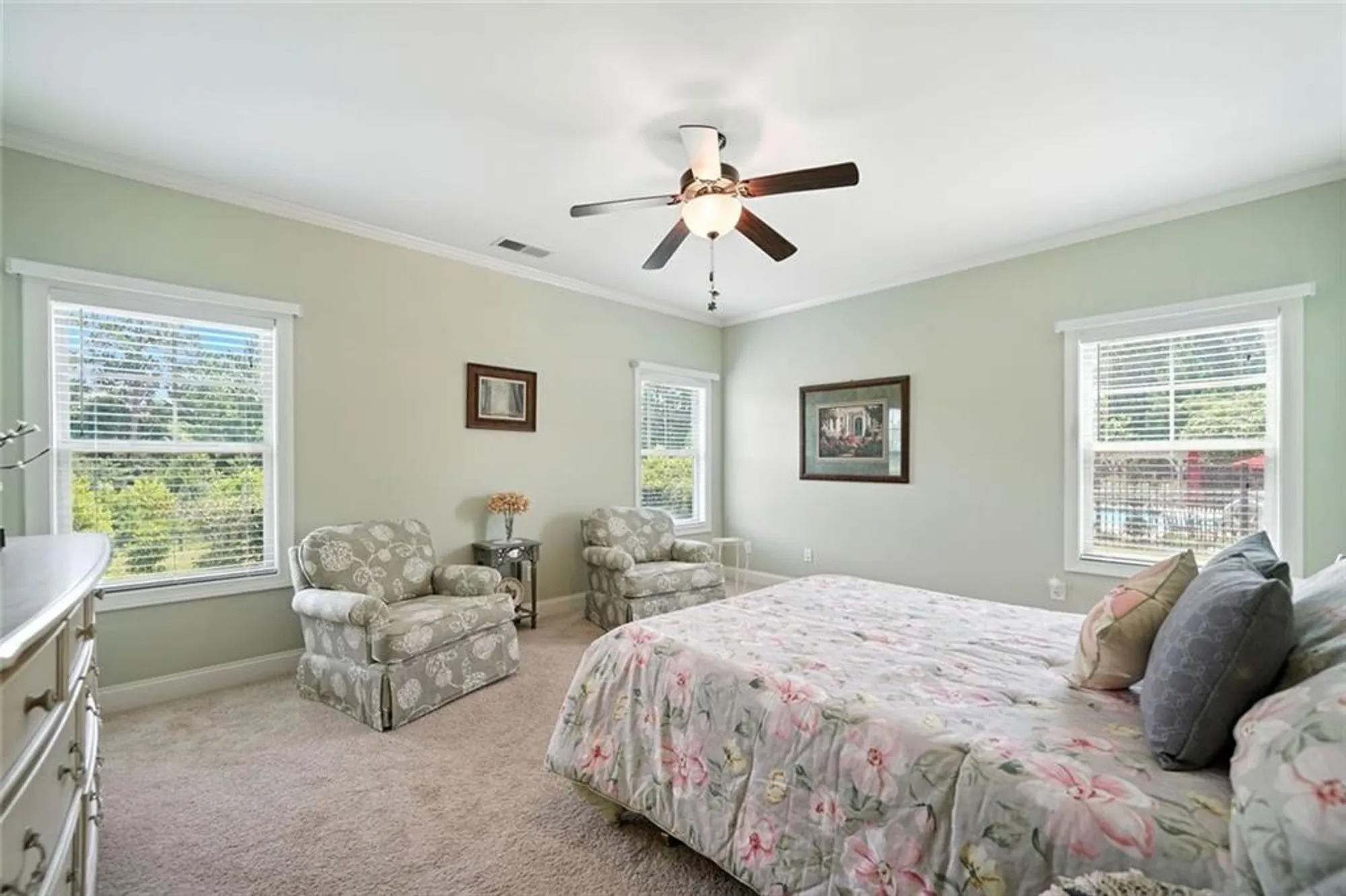 Property Slideshow image 19 of 40 | 120 sweetbriar farm rd, Woodstock, GA, 30188