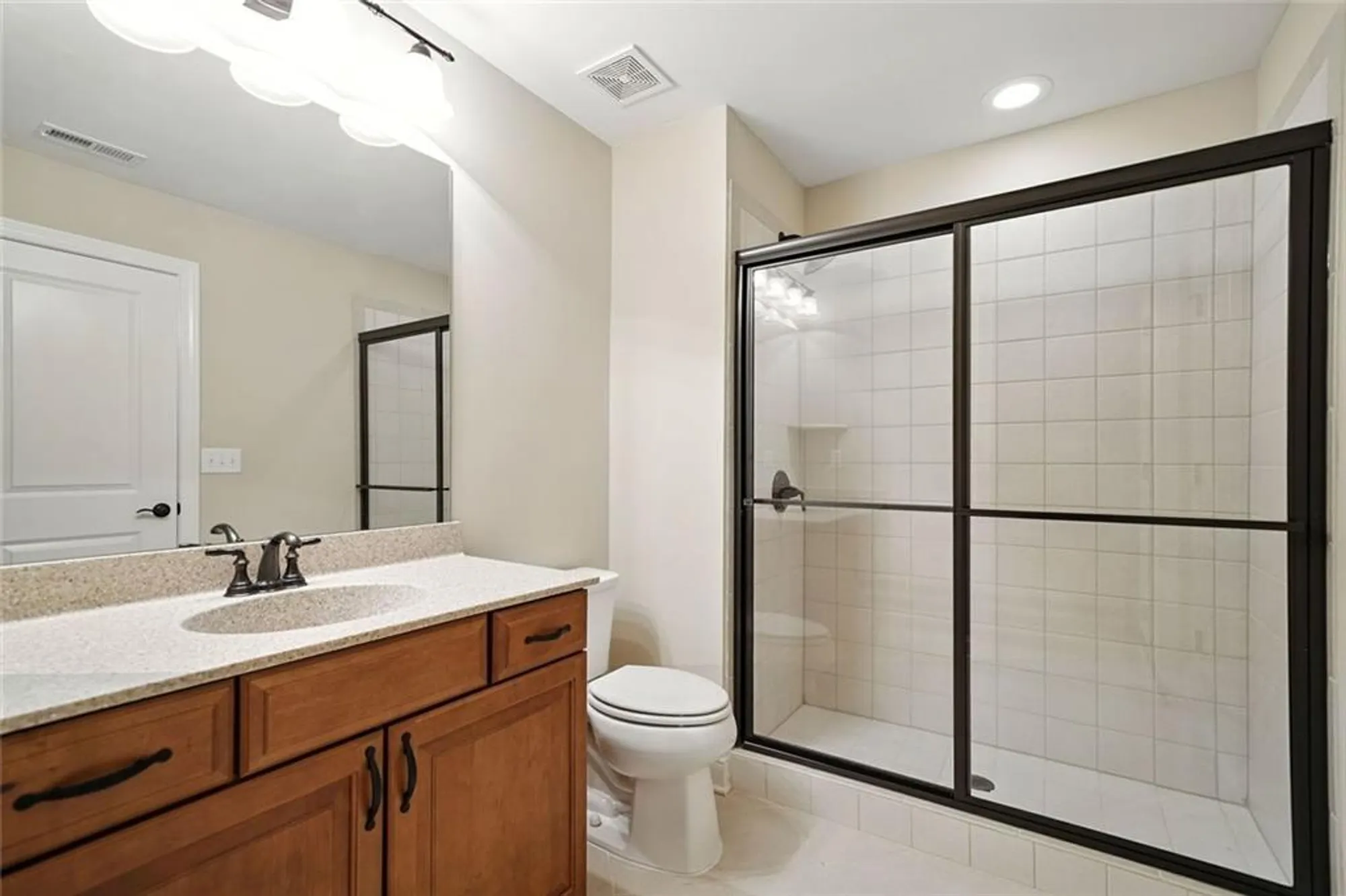 Property Slideshow image 30 of 40 | 120 sweetbriar farm rd, Woodstock, GA, 30188