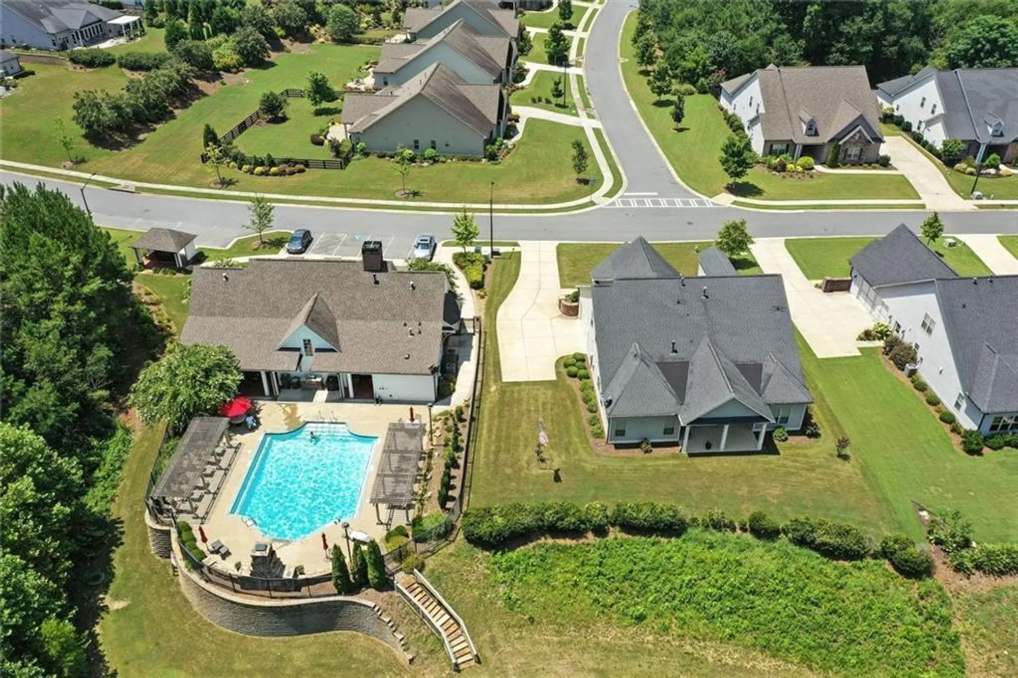 Property Slideshow image 37 of 40 | 120 sweetbriar farm rd, Woodstock, GA, 30188