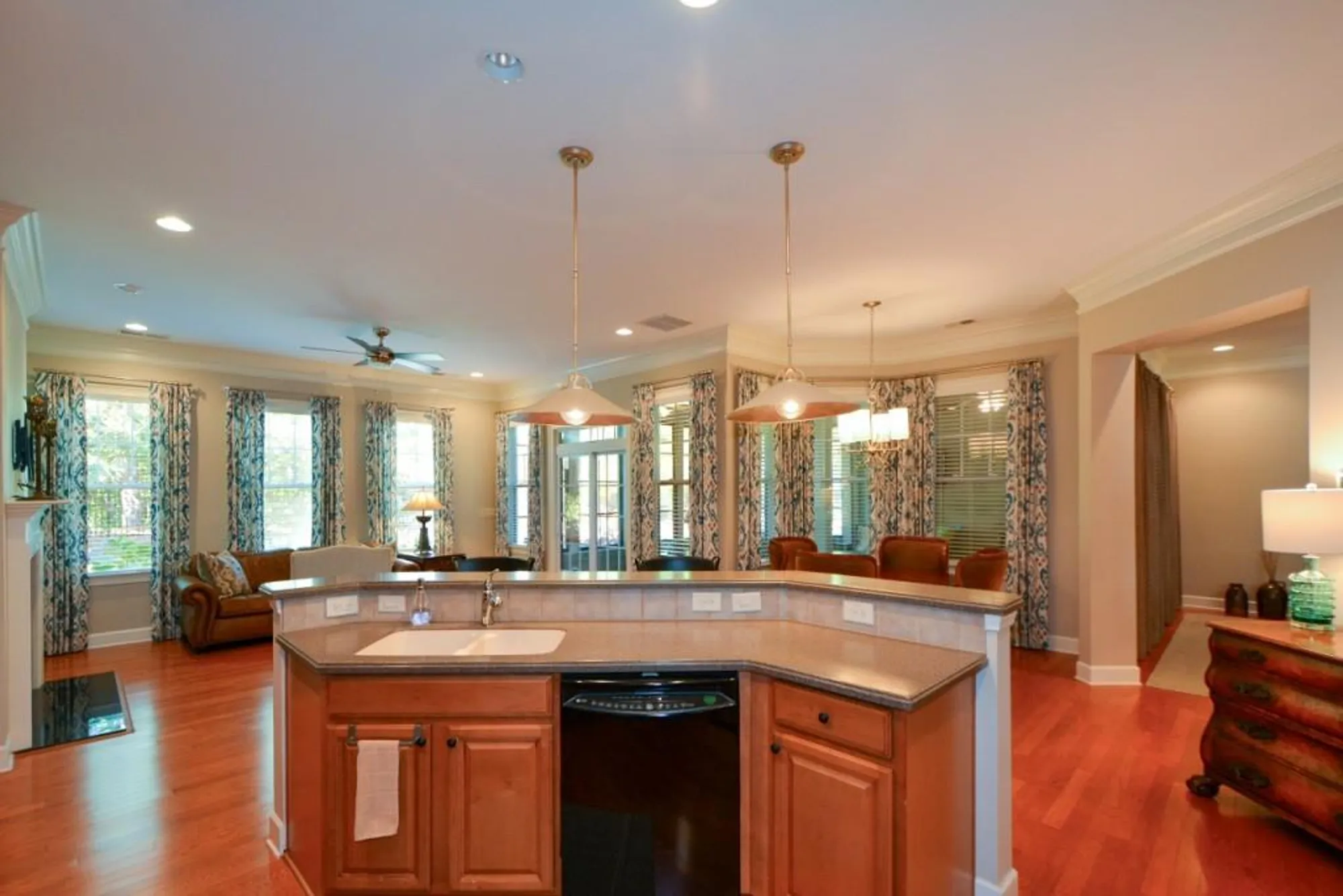 Property Slideshow image 22 of 101 | 540 laurel canyon pkwy, Canton, GA, 30114