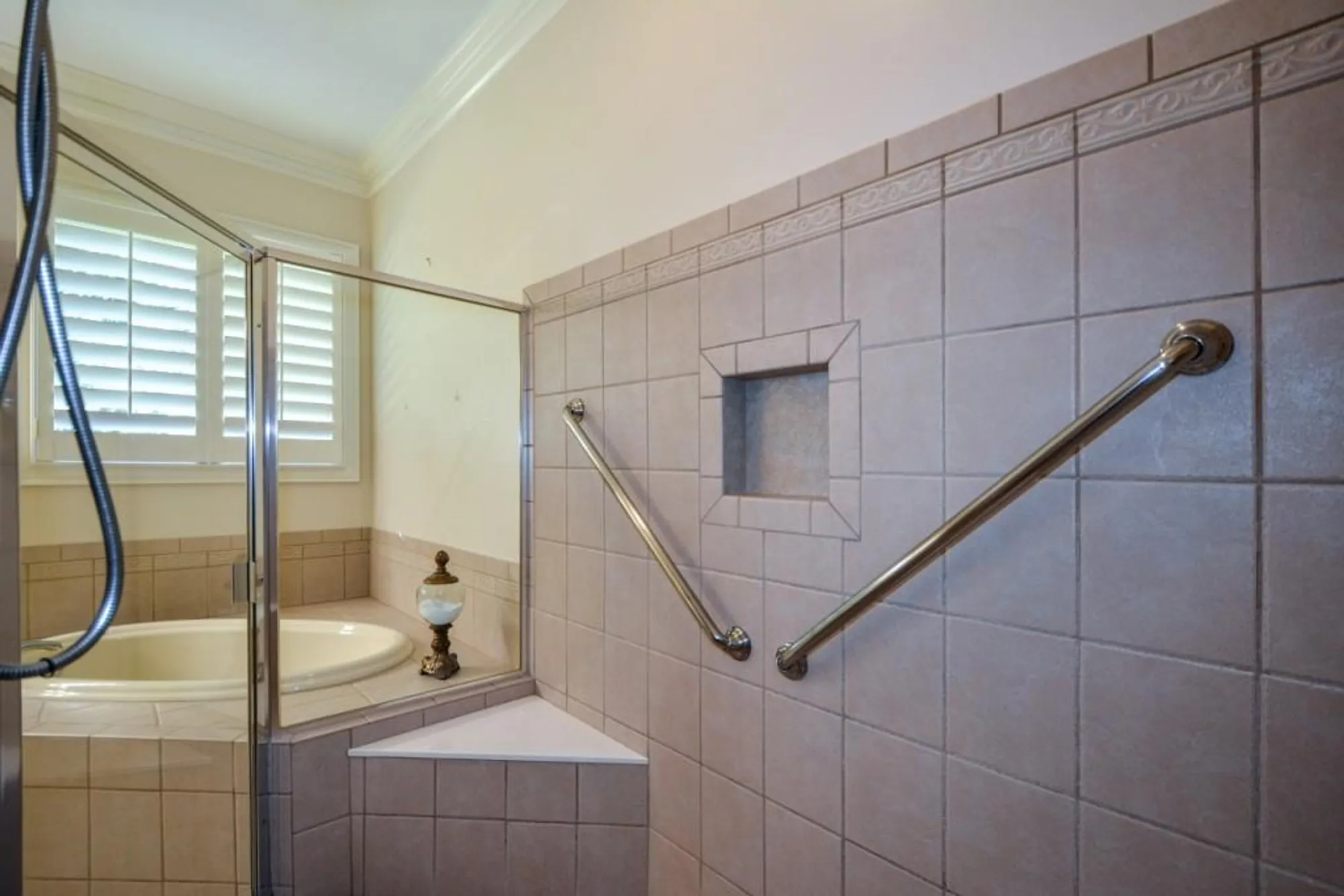 Property Slideshow image 42 of 101 | 540 laurel canyon pkwy, Canton, GA, 30114