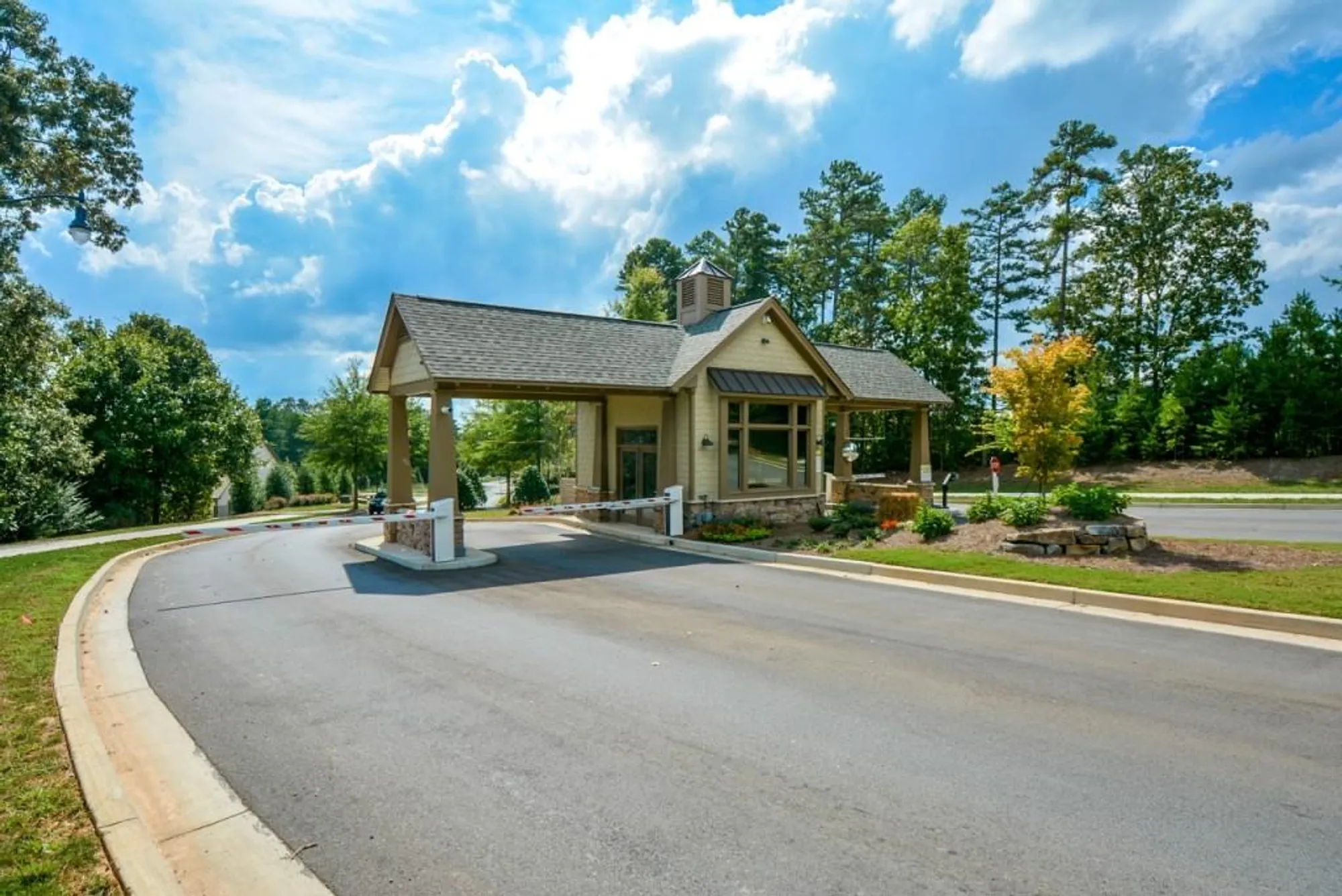 Property Slideshow image 67 of 101 | 540 laurel canyon pkwy, Canton, GA, 30114