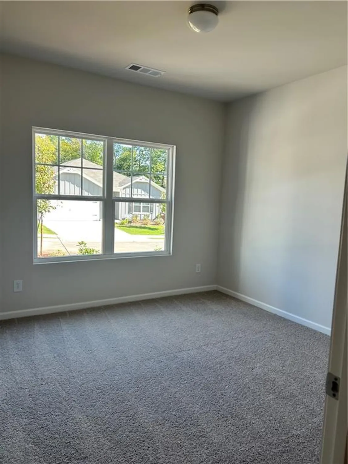 Property Slideshow image 14 of 21 | 266 cedar hill dr, Dallas, GA, 30132