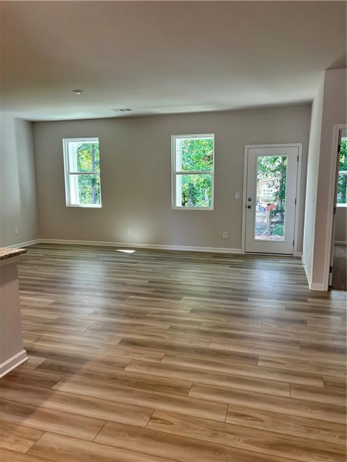 Property Slideshow image 16 of 21 | 266 cedar hill dr, Dallas, GA, 30132