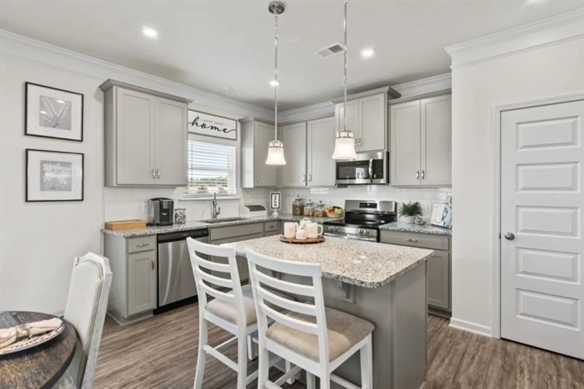 Property Slideshow image 4 of 40 | 8009 haven springs trce, Douglasville, GA, 30134