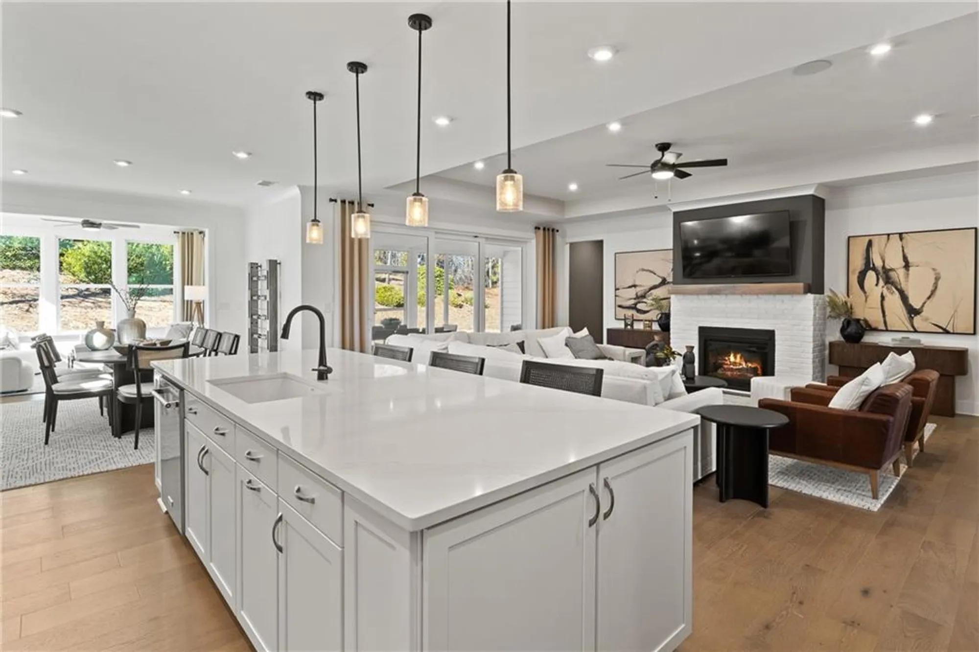 Property Slideshow image 5 of 25 | 1403 wild cherry ct, Griffin, GA, 30223