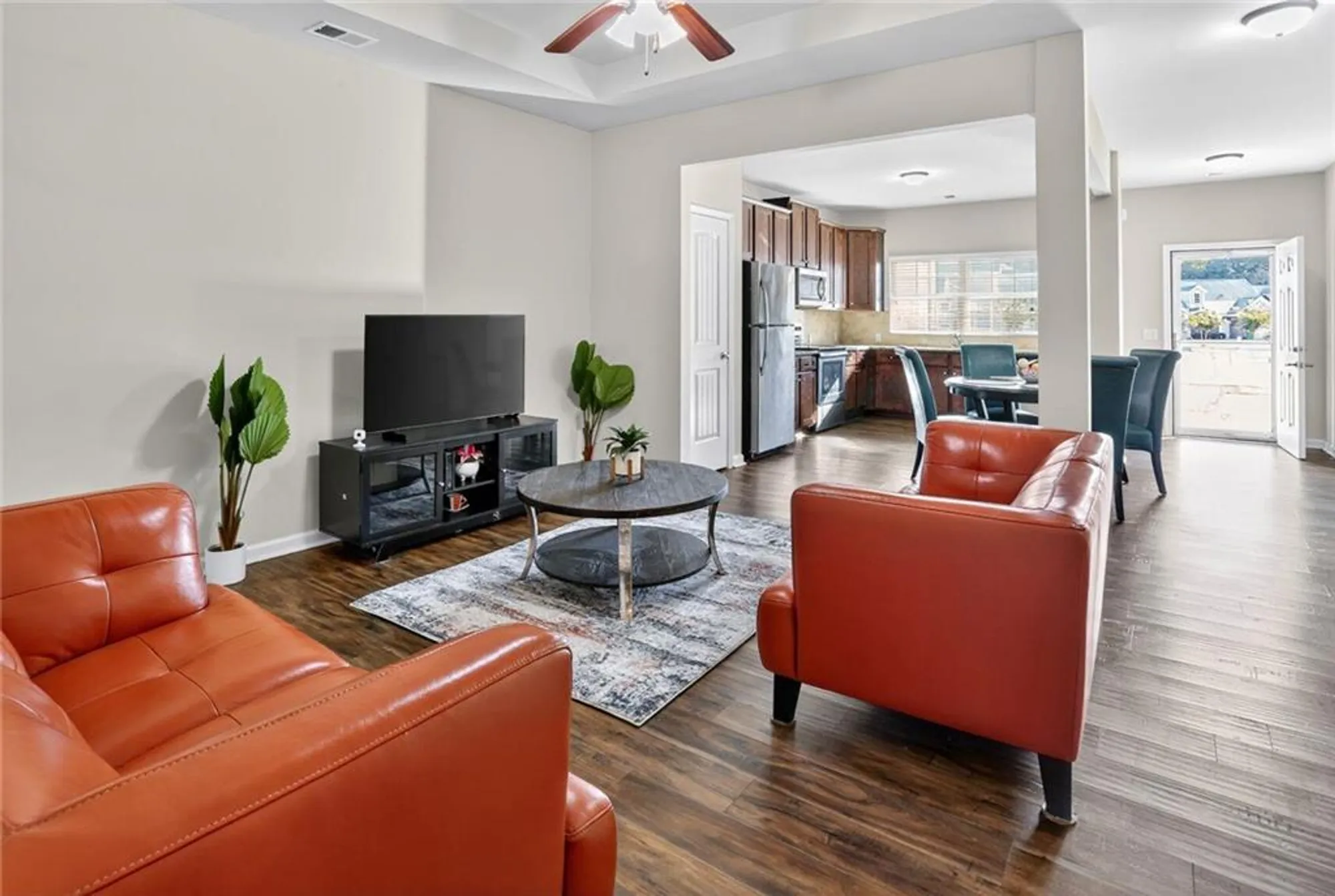 Property Slideshow image 5 of 9 | 250 rosenwald ln, Hampton, GA, 30228