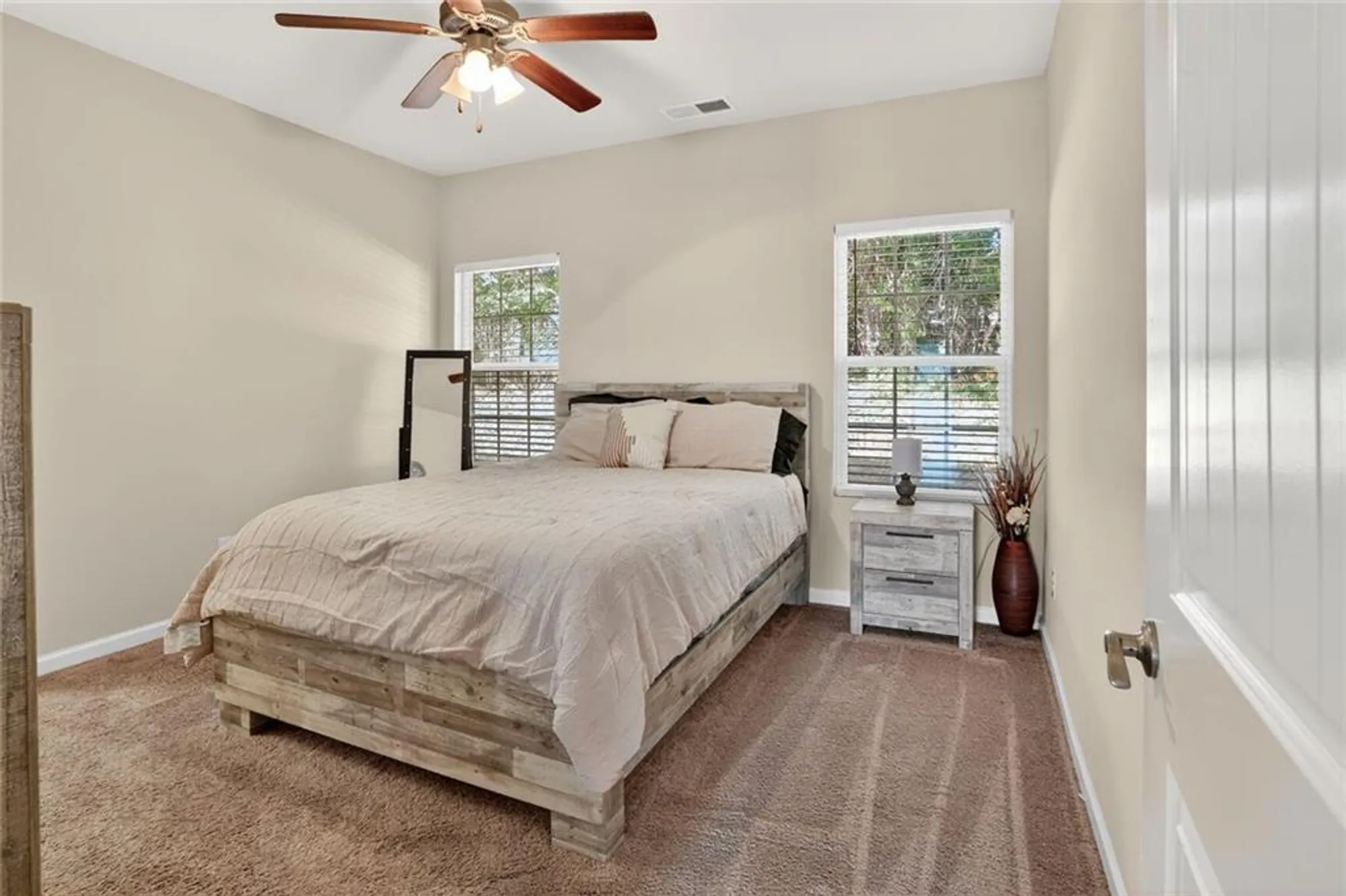 Property Slideshow image 7 of 9 | 250 rosenwald ln, Hampton, GA, 30228