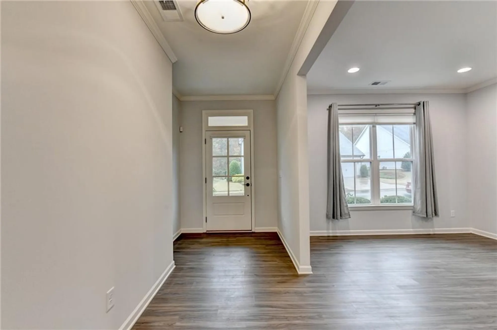 Property Slideshow image 4 of 32 | 412 manor ridge vw, Alpharetta, GA, 30004