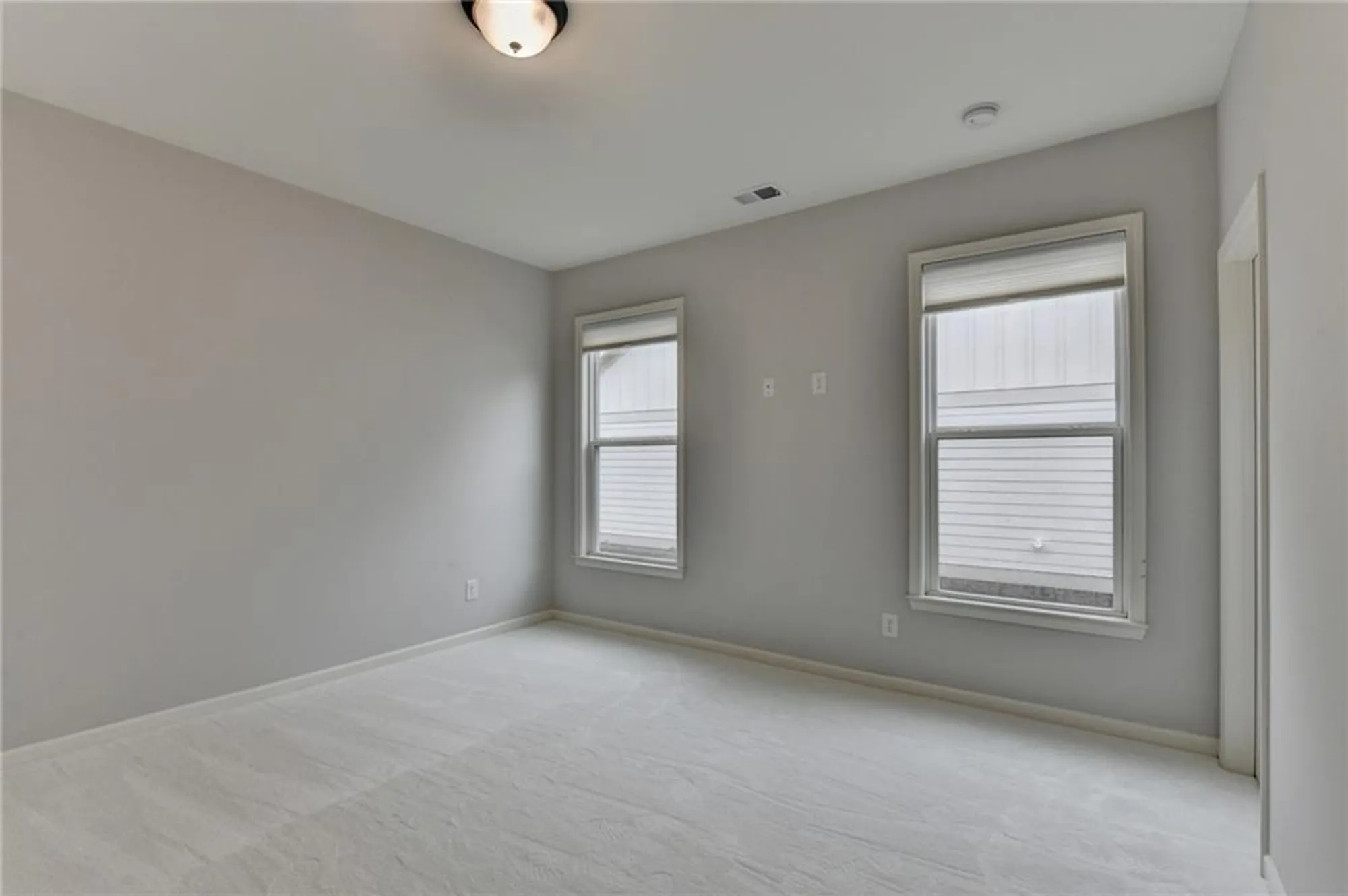 Property Slideshow image 27 of 32 | 412 manor ridge vw, Alpharetta, GA, 30004