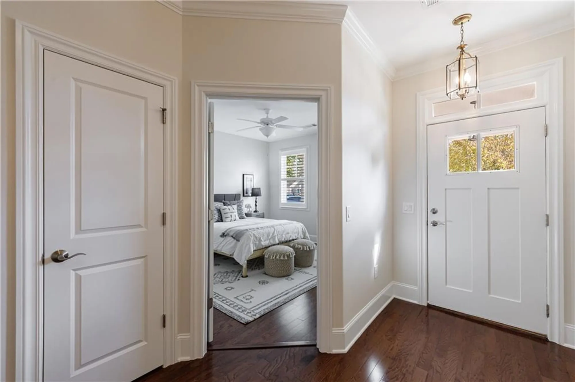 Property Slideshow image 4 of 34 | 403 heron lndg, Woodstock, GA, 30188