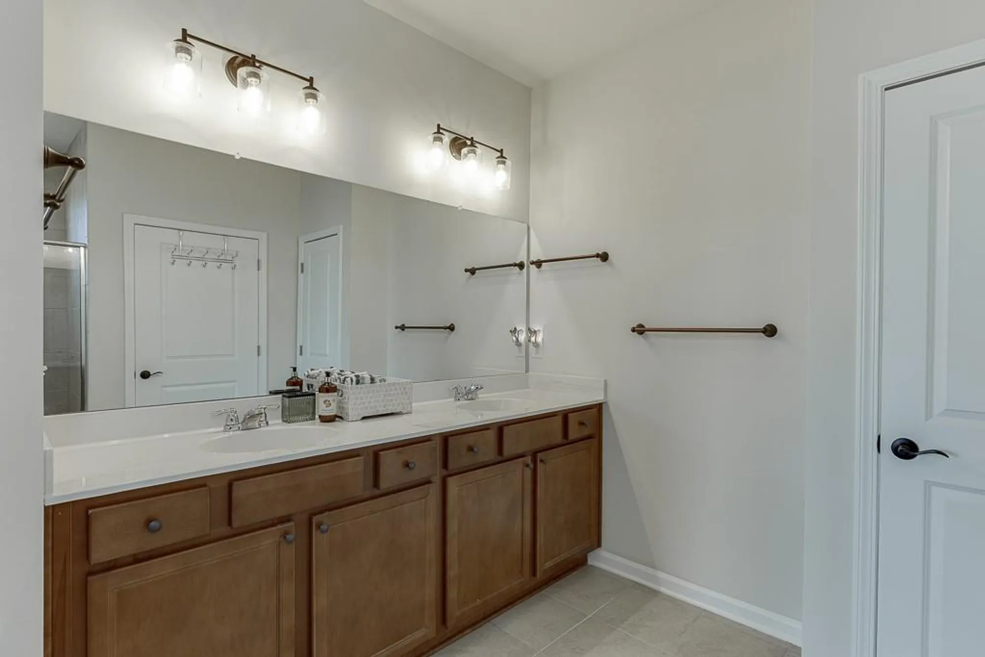 Property Slideshow image 41 of 62 | 4941 adler ct, Hoschton, GA, 30548