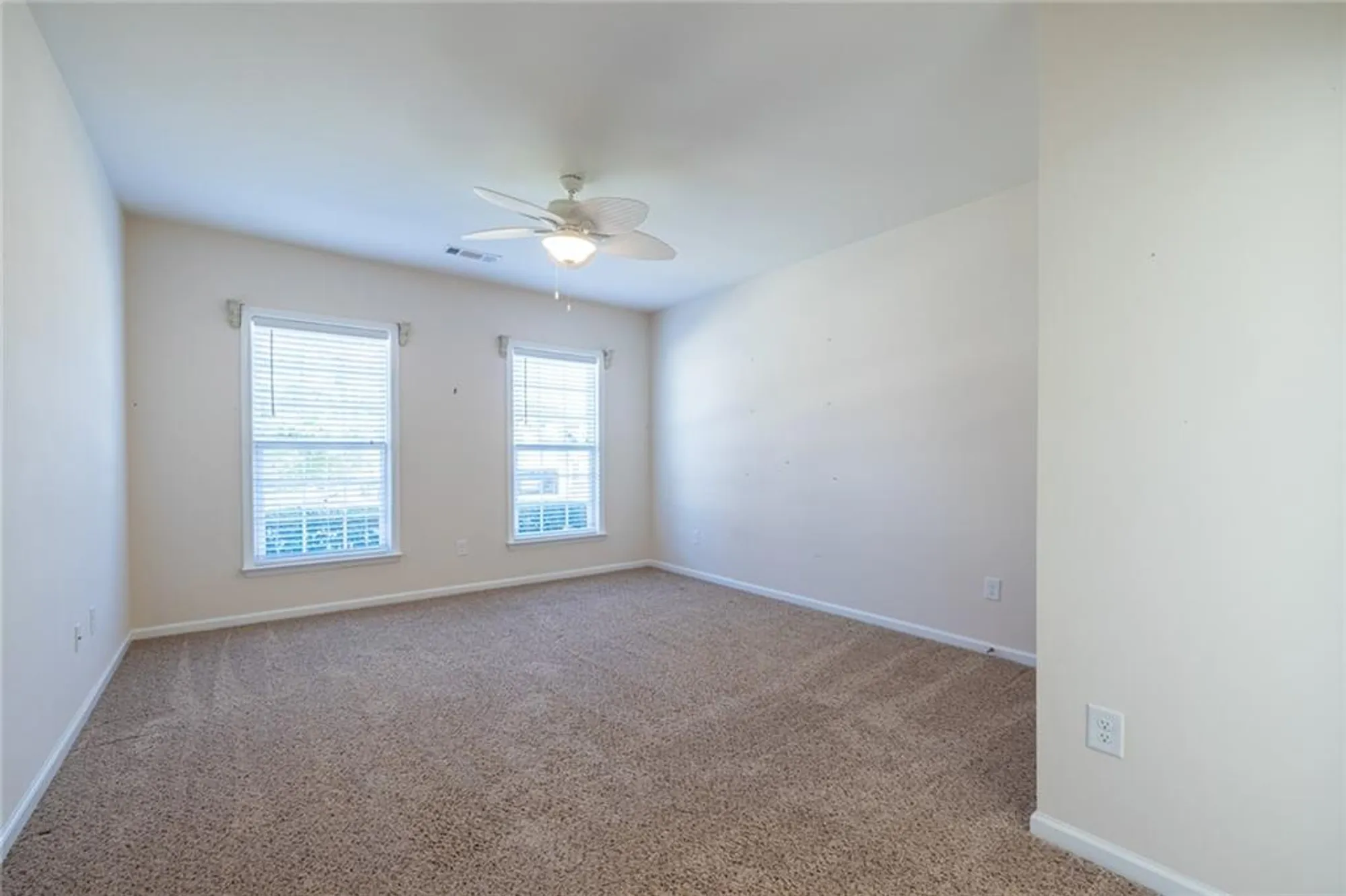 Property Slideshow image 37 of 40 | 627 bentgrass ct, Griffin, GA, 30223