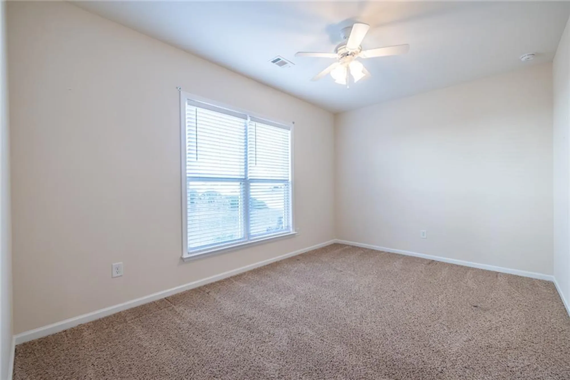 Property Slideshow image 38 of 40 | 627 bentgrass ct, Griffin, GA, 30223