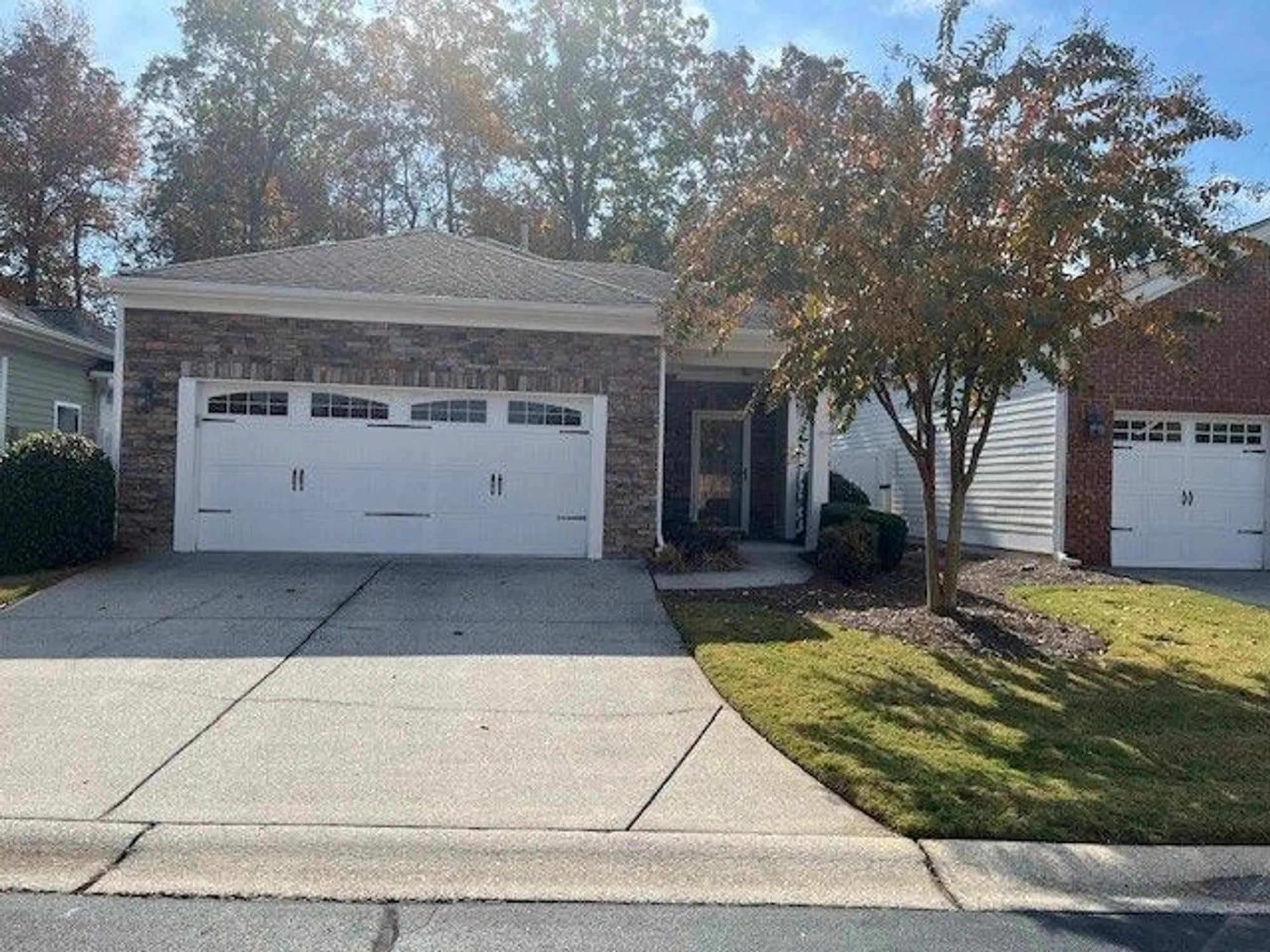 Property Slideshow image 26 of 27 | 238 abercorn way, Woodstock, GA, 30188