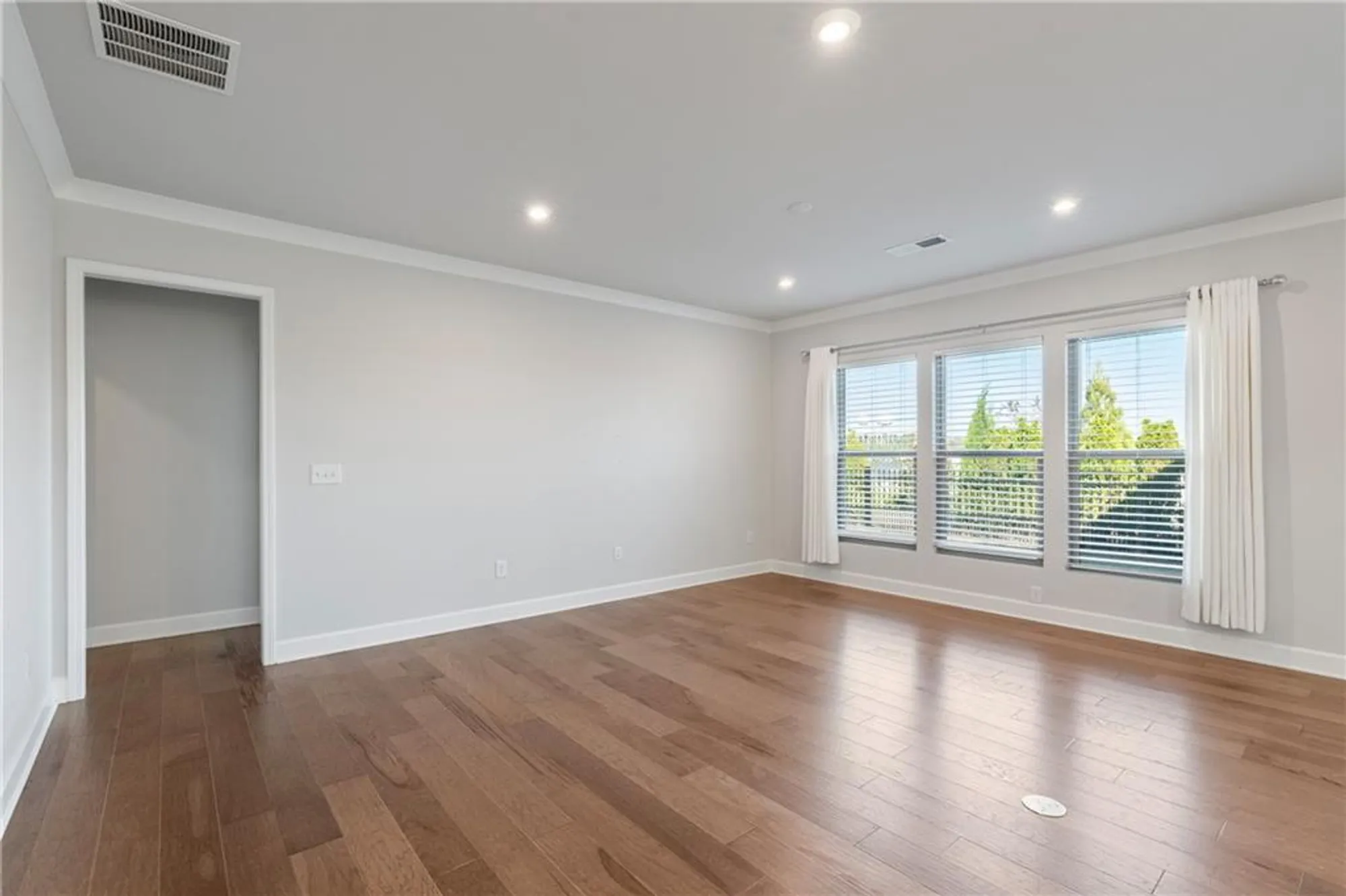 Property Slideshow image 22 of 56 | 5031 adler ct, Hoschton, GA, 30548