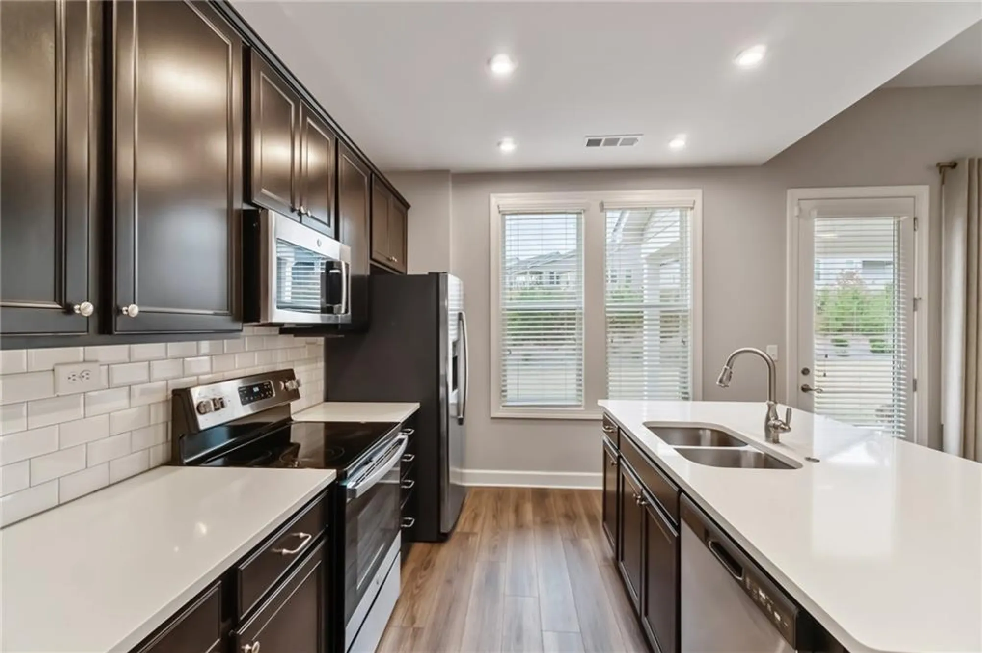 Property Slideshow image 11 of 38 | 158 chatuge dr, Hoschton, GA, 30548