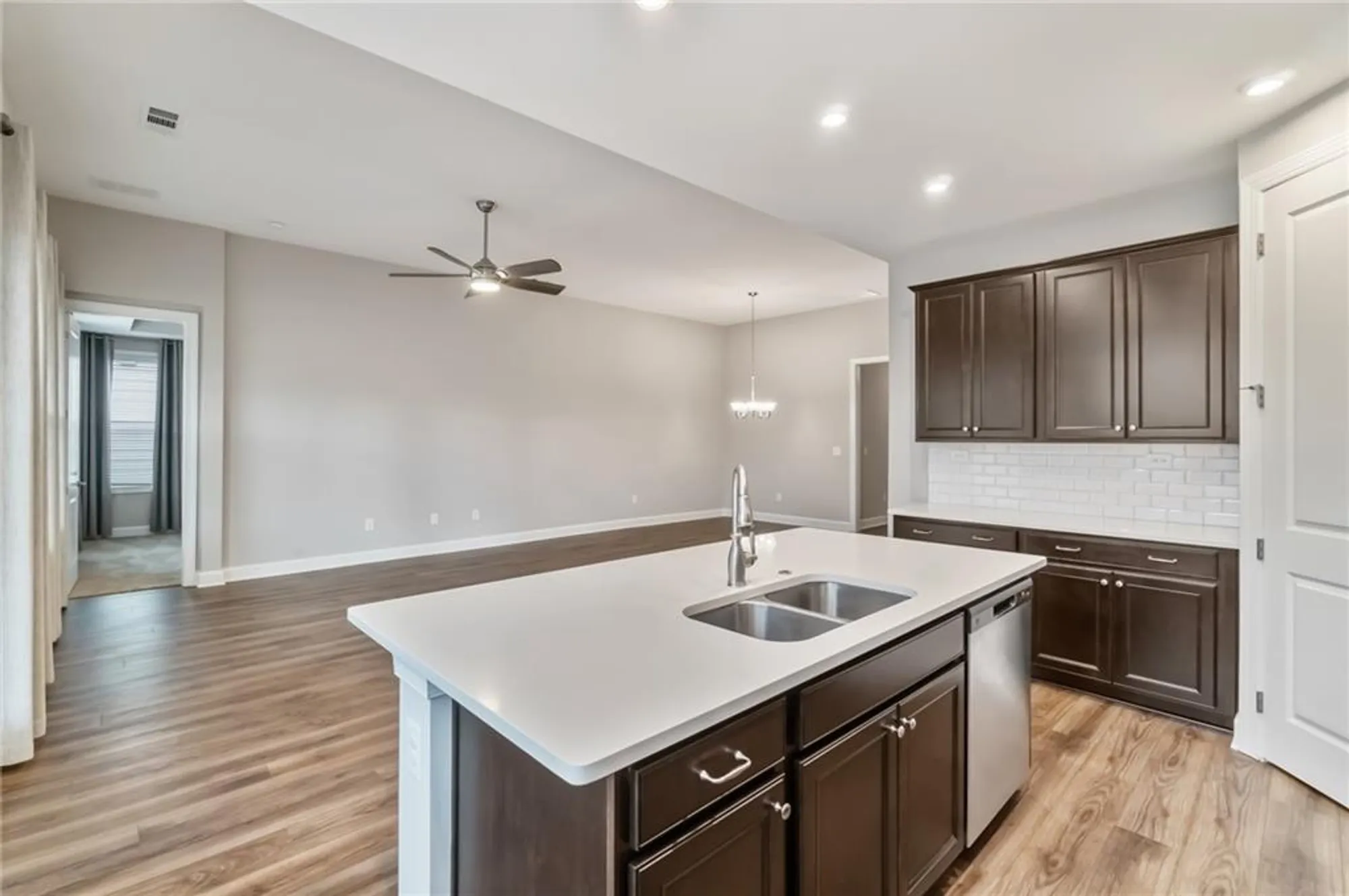 Property Slideshow image 12 of 38 | 158 chatuge dr, Hoschton, GA, 30548