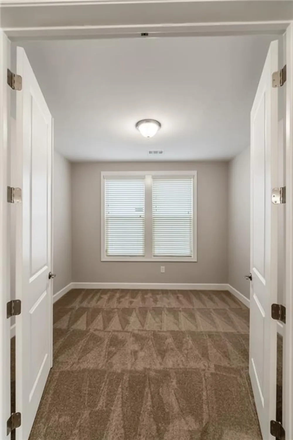 Property Slideshow image 7 of 38 | 158 chatuge dr, Hoschton, GA, 30548