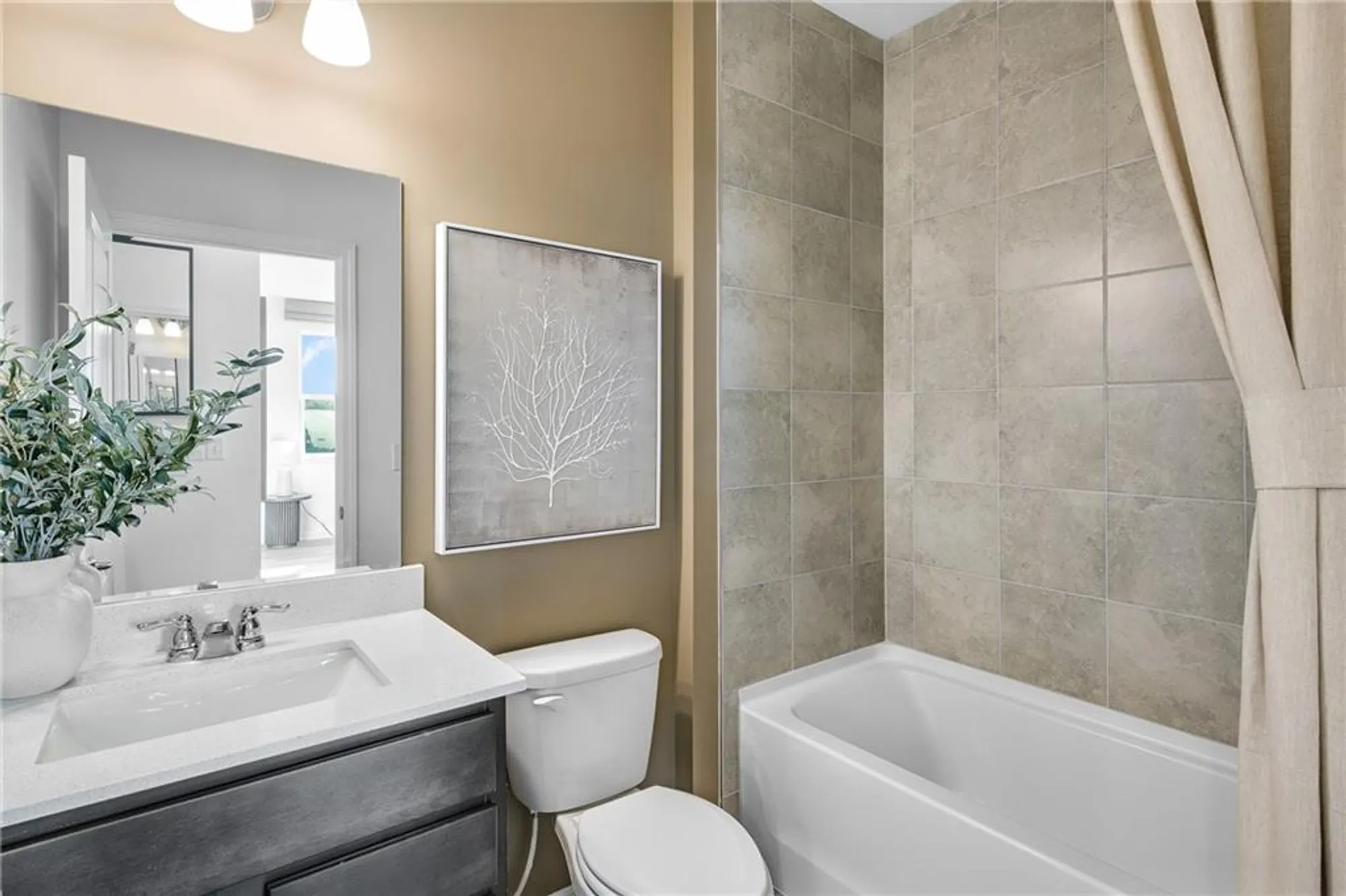 Property Slideshow image 12 of 21 | 198 alcovy ct, Griffin, GA, 30223