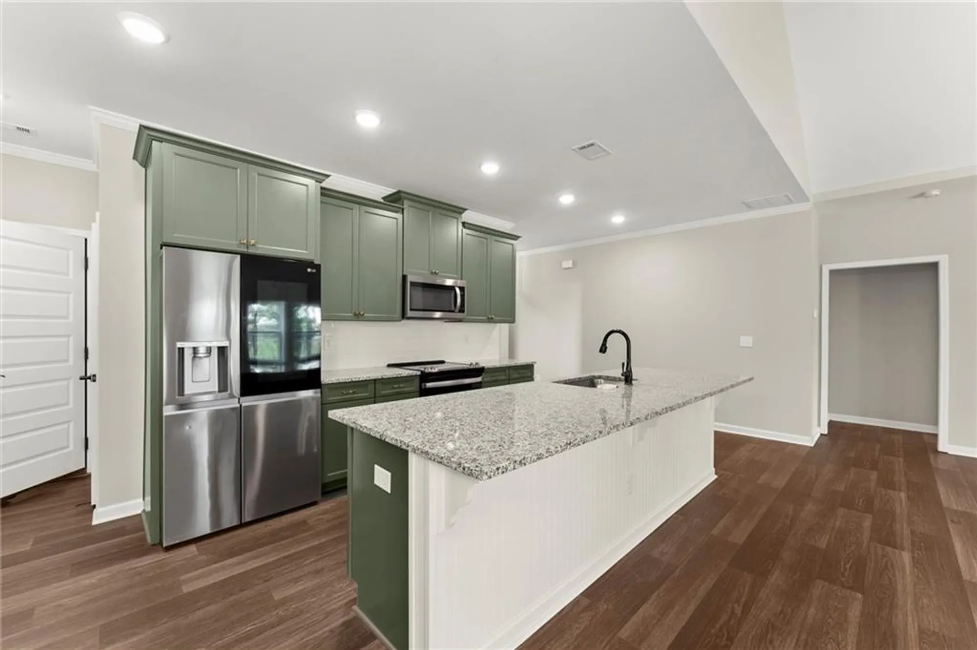 Property Slideshow image 11 of 55 | 208 talga gln, Waleska, GA, 30183