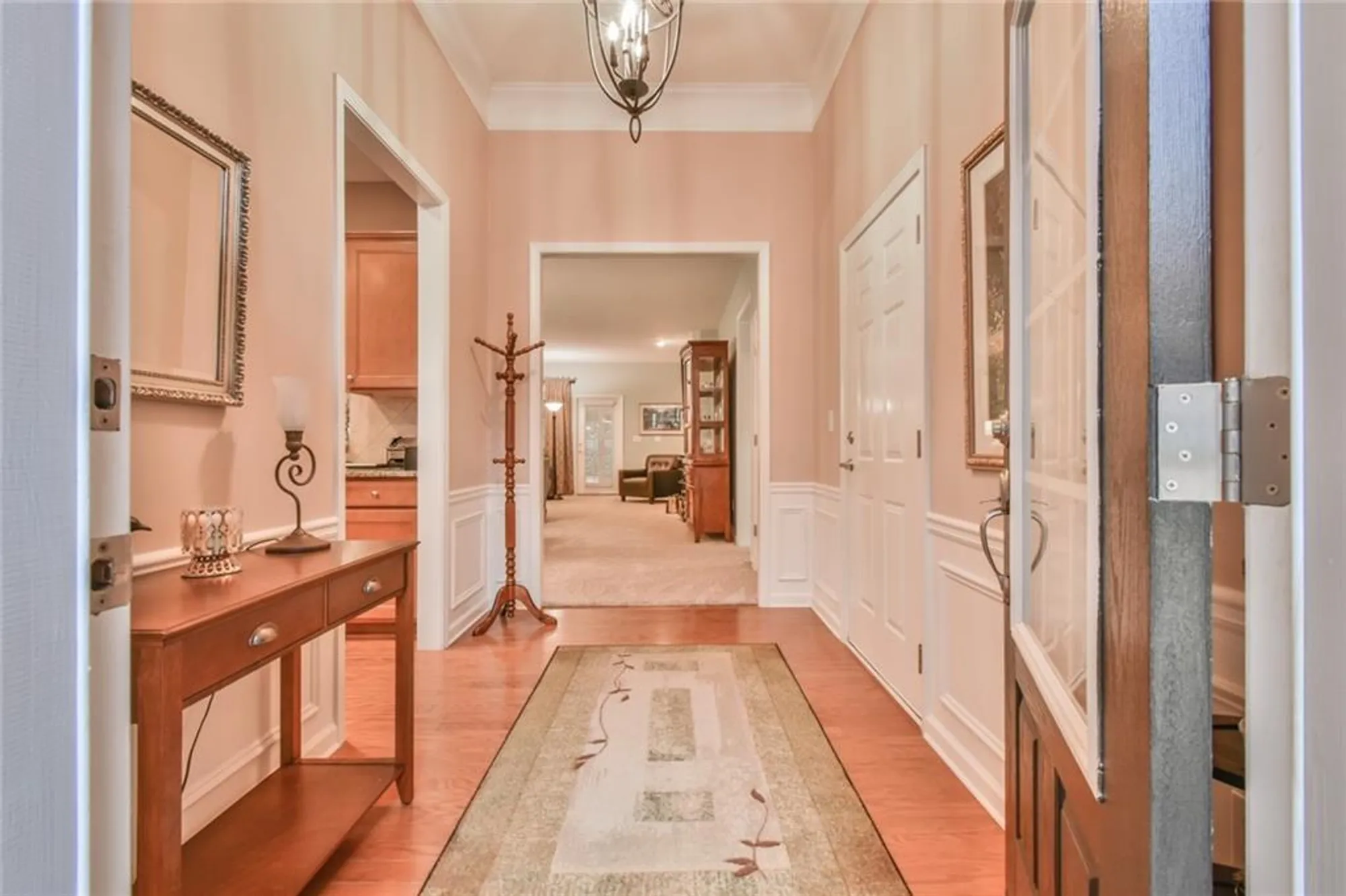 Property Slideshow image 2 of 30 | 6407 autumn crest ln, Hoschton, GA, 30548