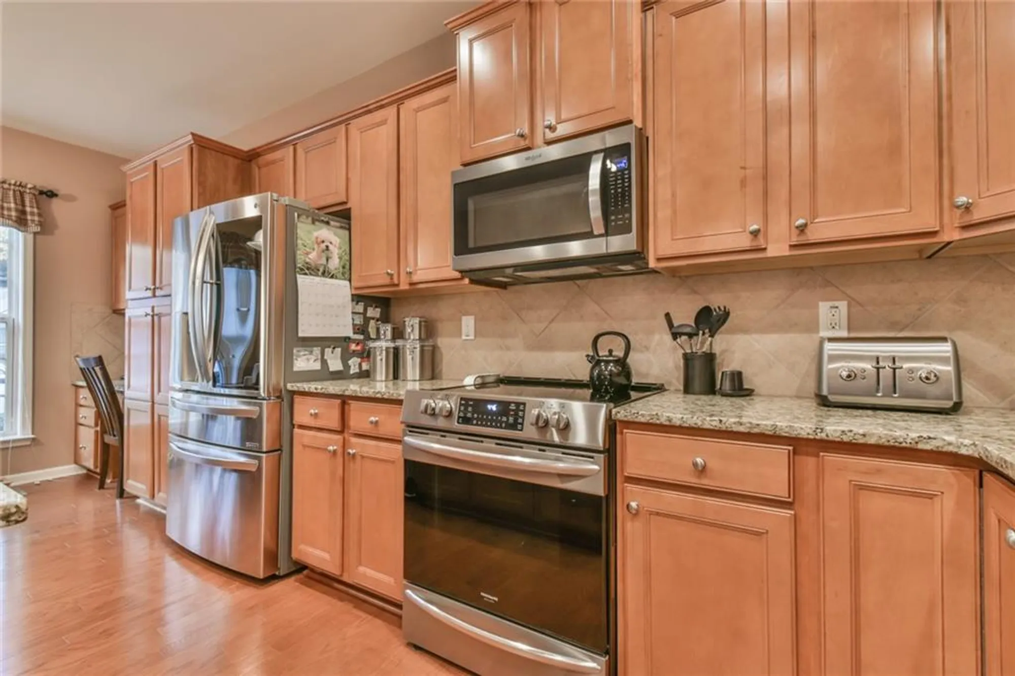 Property Slideshow image 11 of 30 | 6407 autumn crest ln, Hoschton, GA, 30548