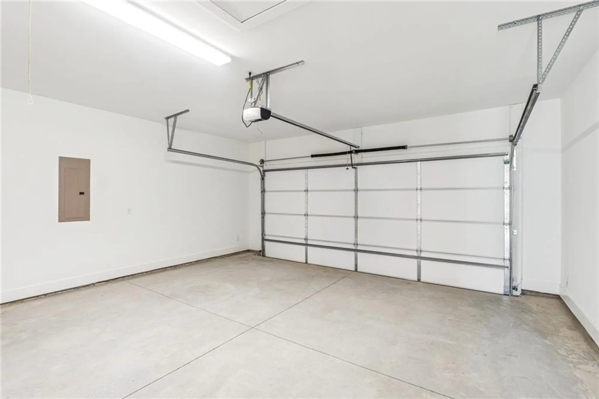 Property Slideshow image 10 of 25 | 2054 ripple park bnd, Canton, GA, 30114