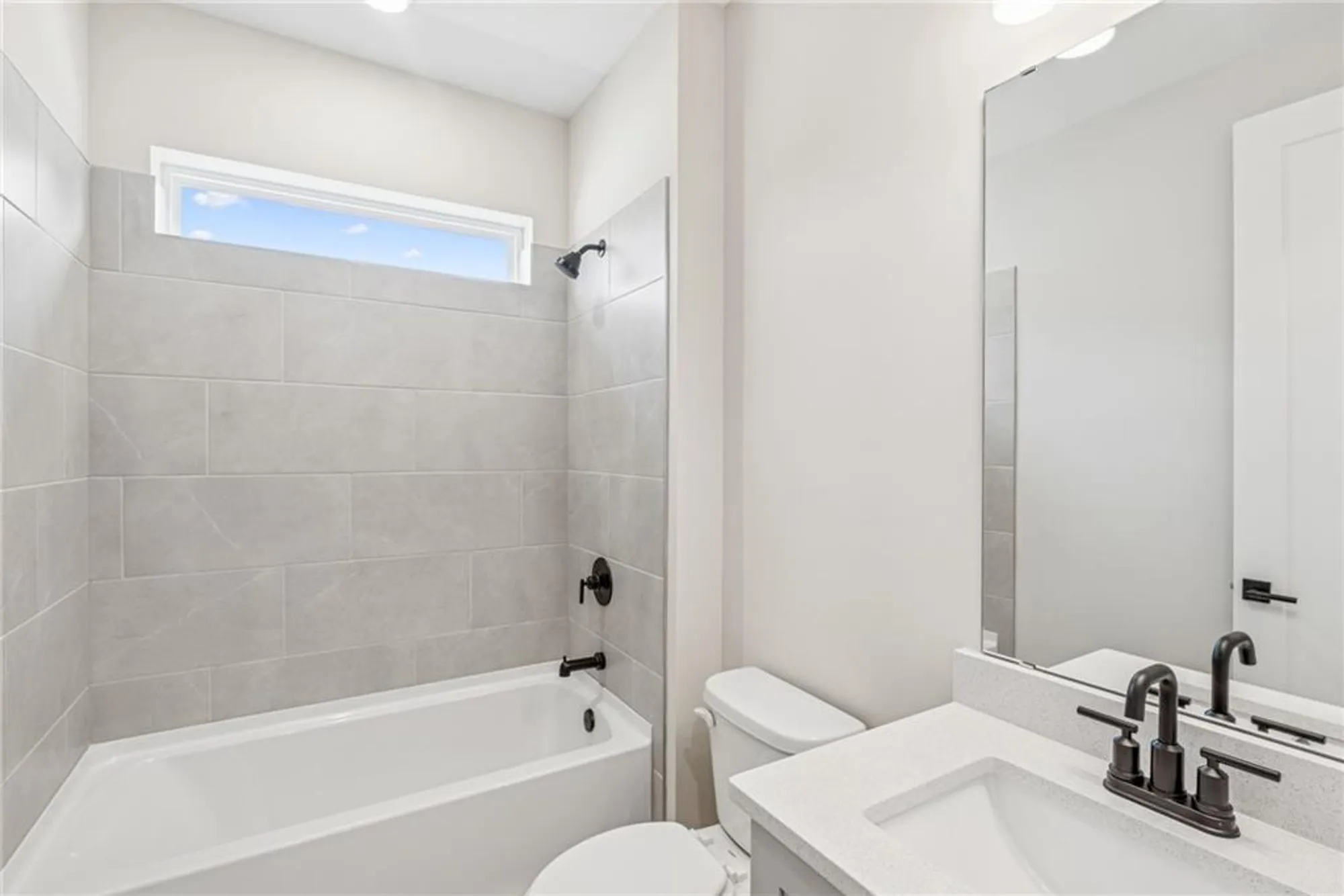 Property Slideshow image 8 of 25 | 2054 ripple park bnd, Canton, GA, 30114