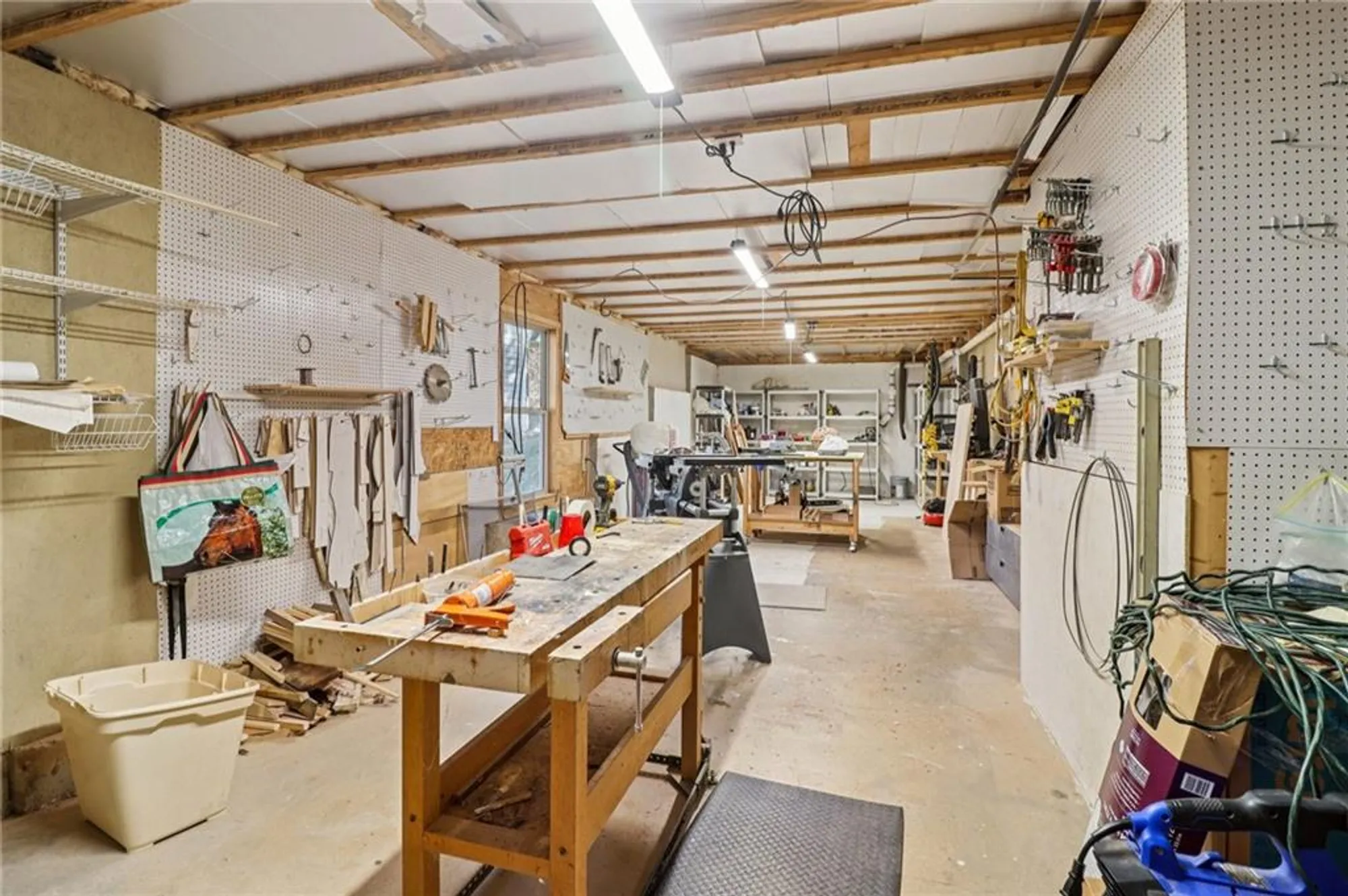 Property Slideshow image 28 of 45 | 2007 eagles rdg, Waleska, GA, 30183