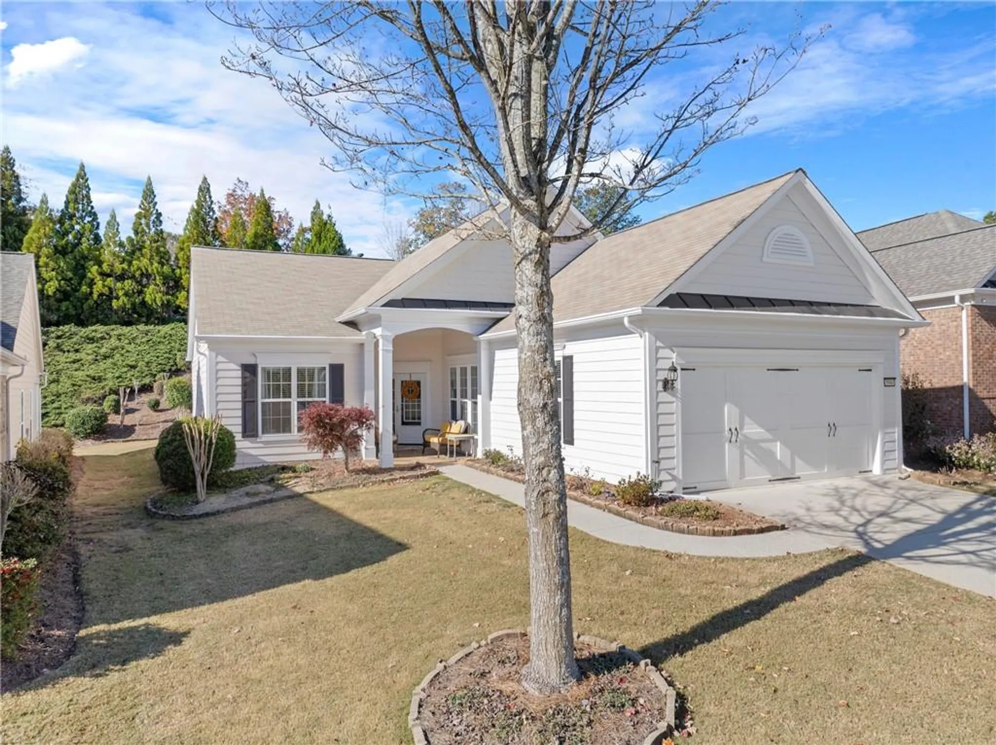 Property Slideshow image 2 of 45 | 5944 bellflower way, Hoschton, GA, 30548