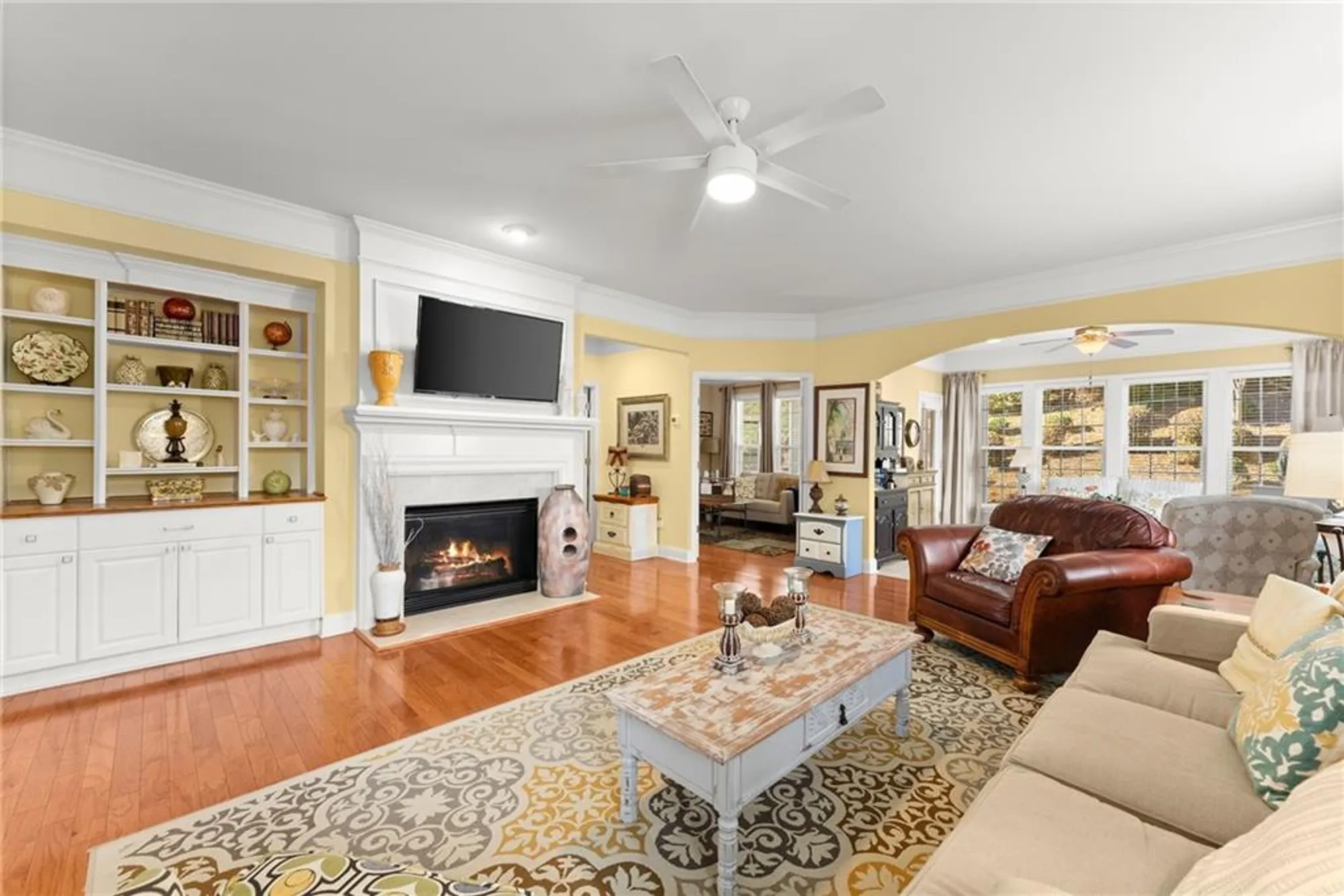 Property Slideshow image 11 of 45 | 5944 bellflower way, Hoschton, GA, 30548