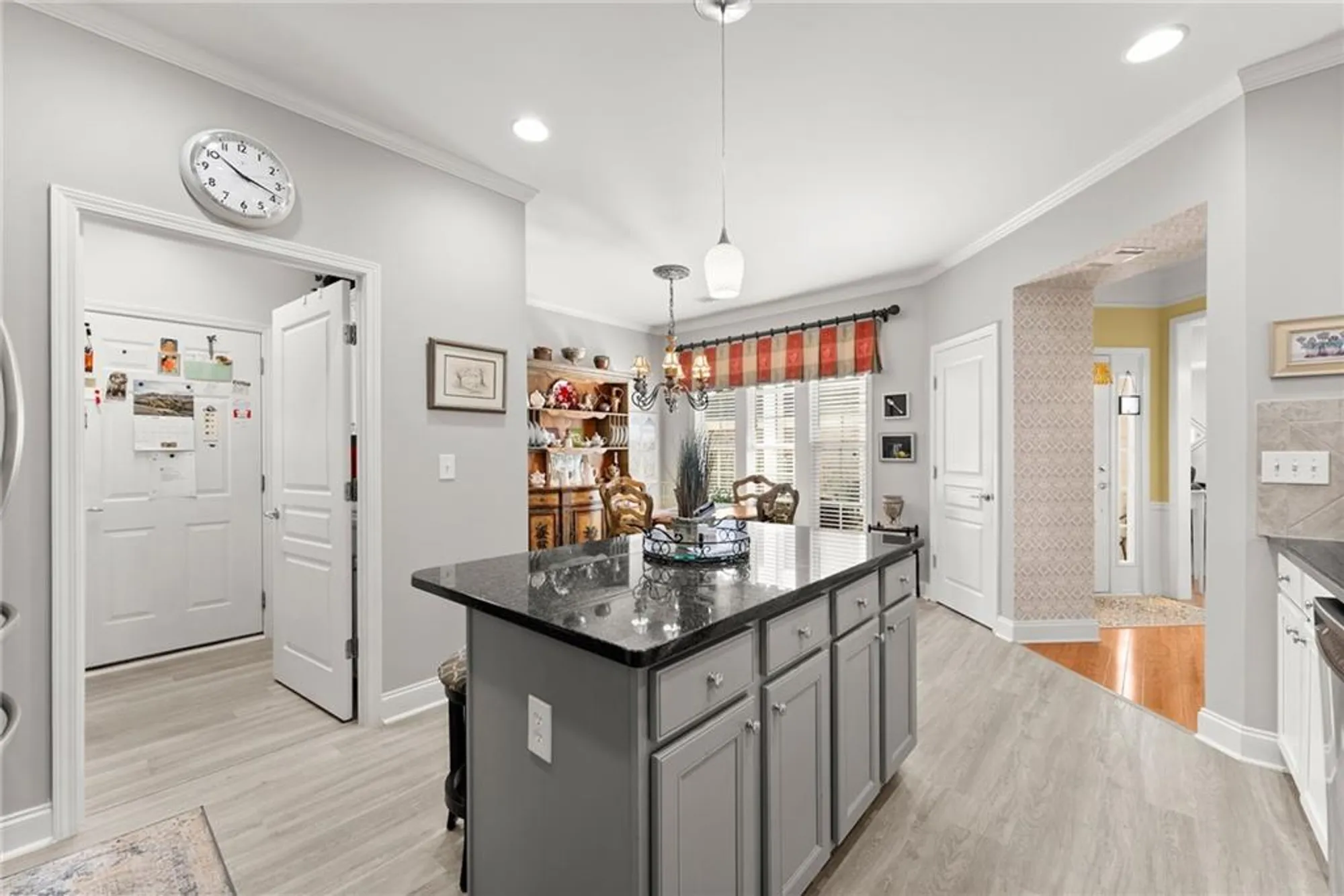 Property Slideshow image 21 of 45 | 5944 bellflower way, Hoschton, GA, 30548