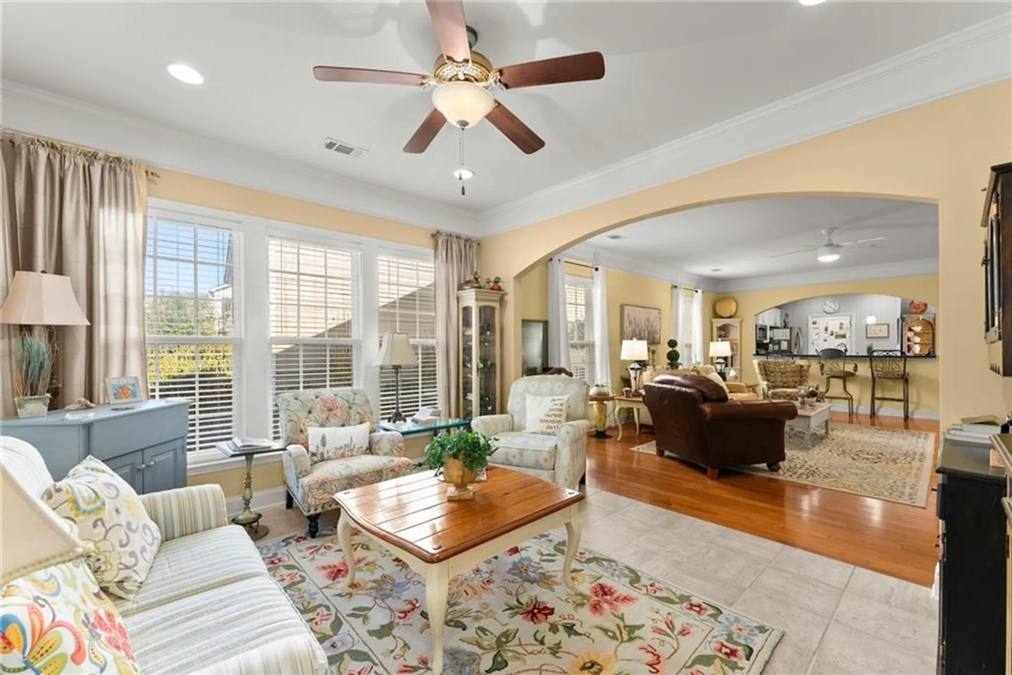 Property Slideshow image 14 of 45 | 5944 bellflower way, Hoschton, GA, 30548