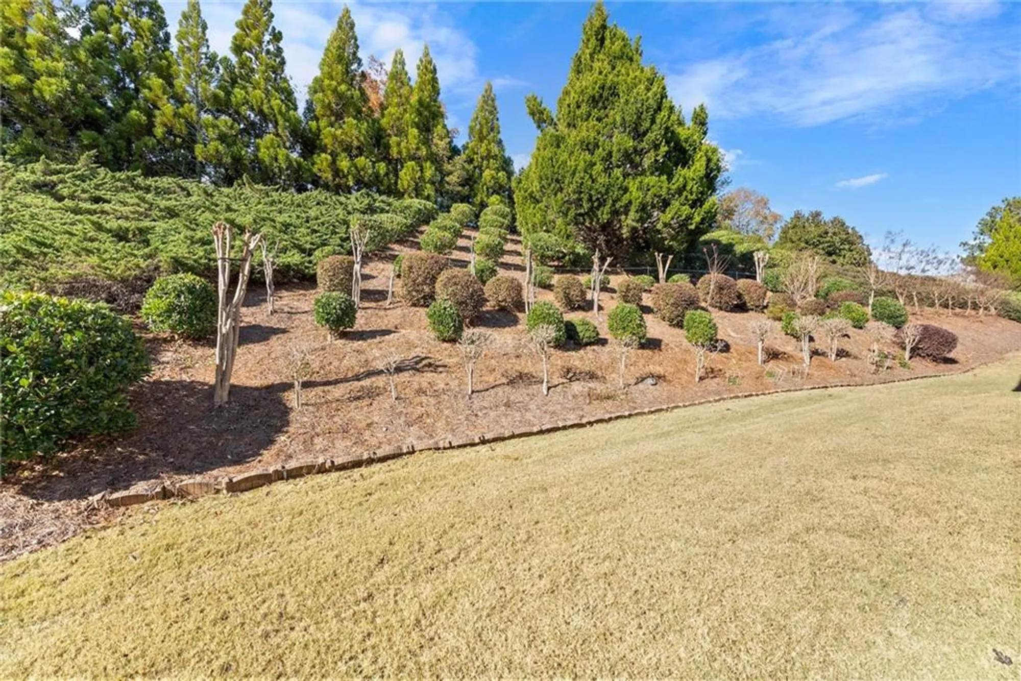 Property Slideshow image 36 of 45 | 5944 bellflower way, Hoschton, GA, 30548