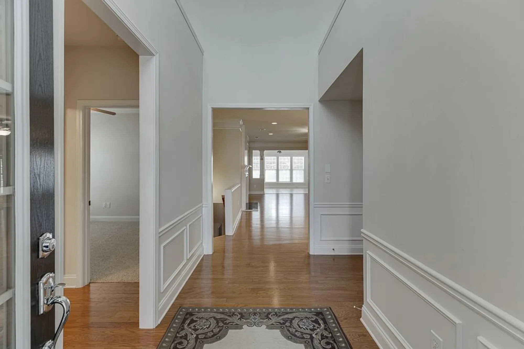 Property Slideshow image 3 of 87 | 6407 lantern rdg, Hoschton, GA, 30548