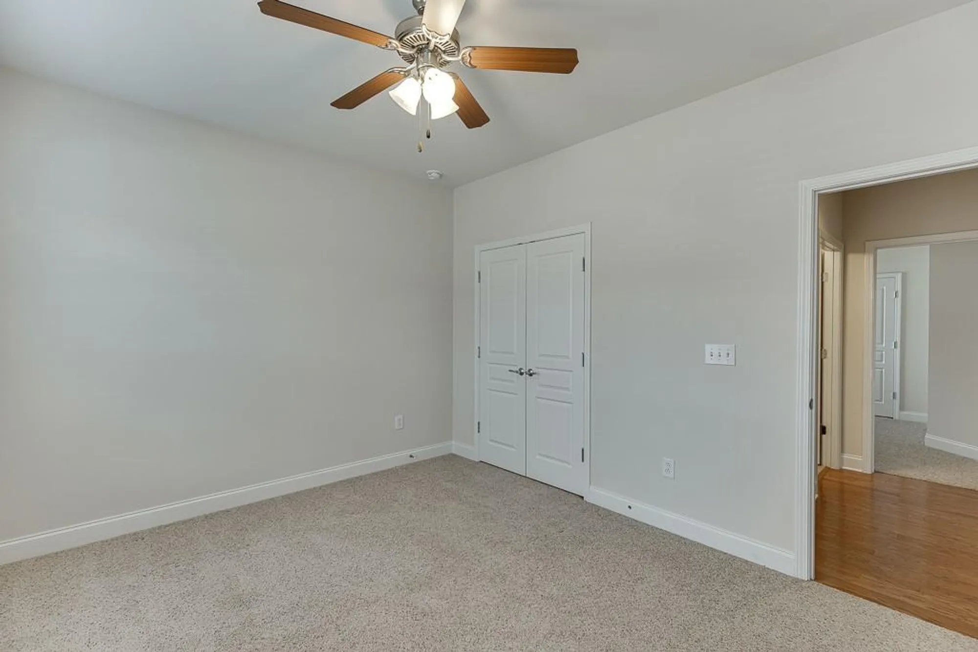 Property Slideshow image 7 of 87 | 6407 lantern rdg, Hoschton, GA, 30548