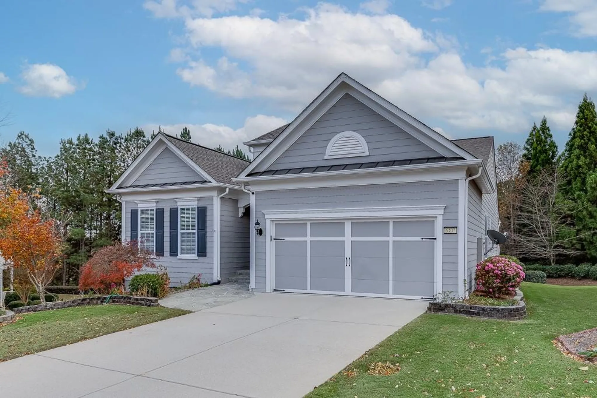 Property Slideshow image 2 of 87 | 6407 lantern rdg, Hoschton, GA, 30548