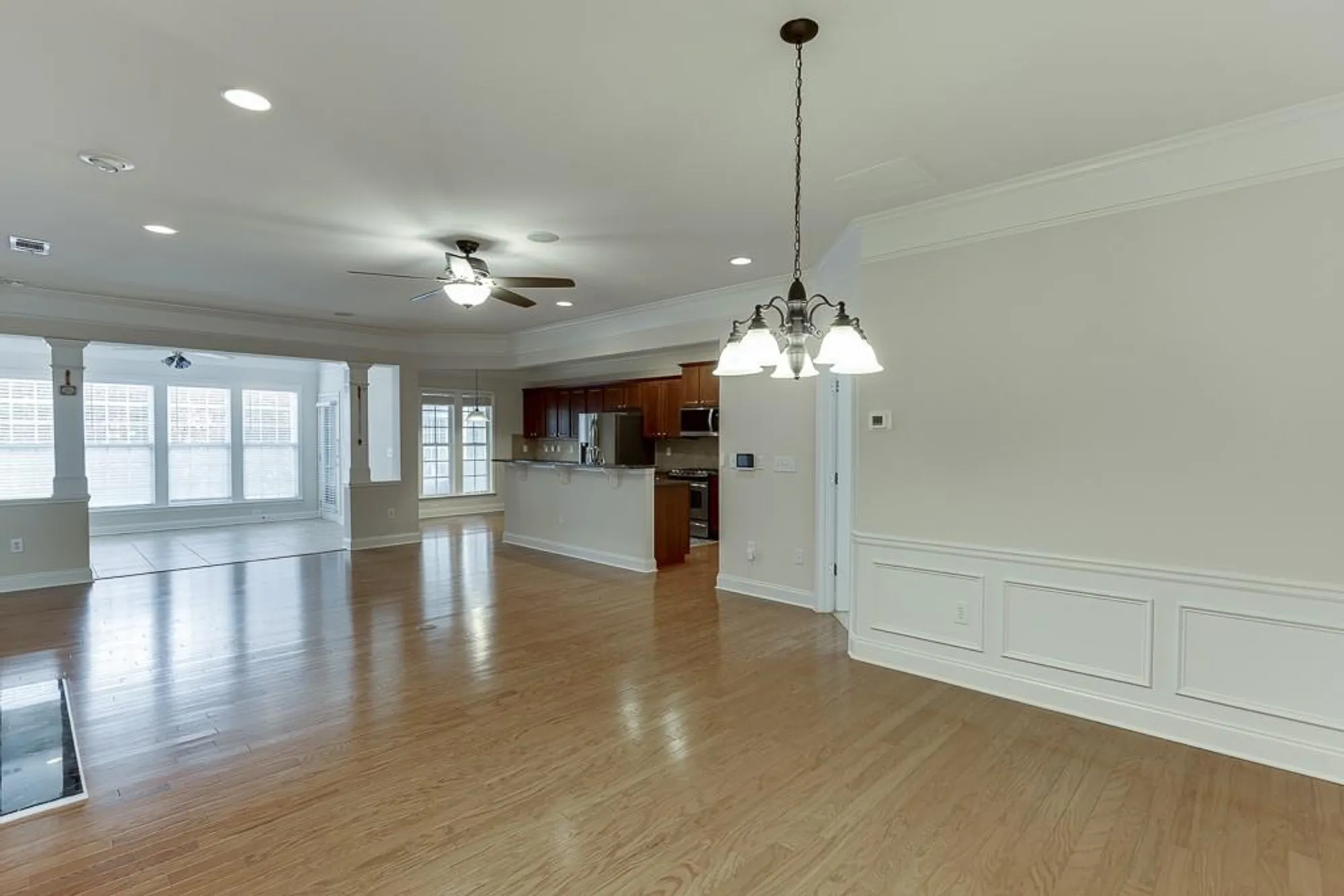 Property Slideshow image 13 of 87 | 6407 lantern rdg, Hoschton, GA, 30548