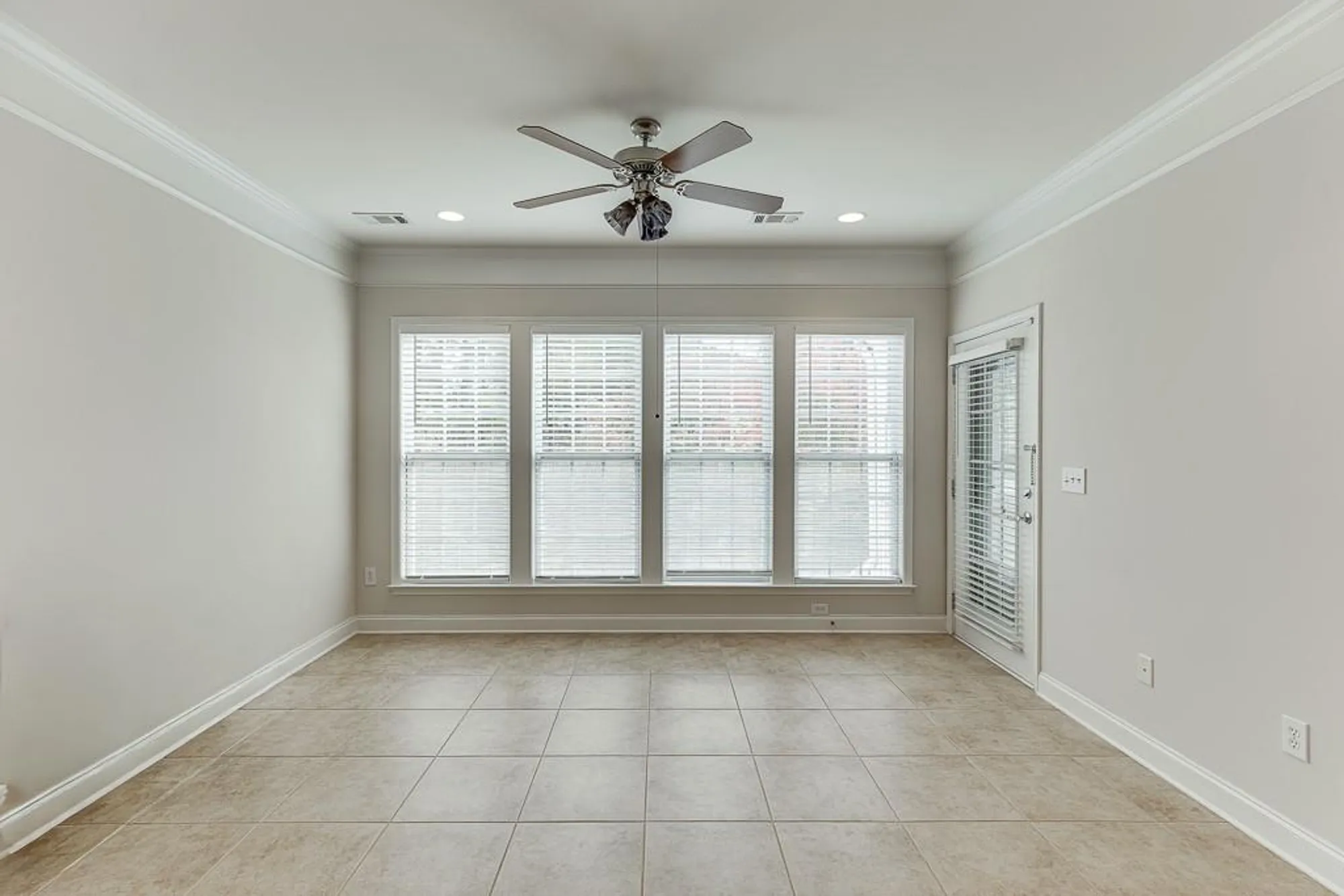 Property Slideshow image 37 of 87 | 6407 lantern rdg, Hoschton, GA, 30548