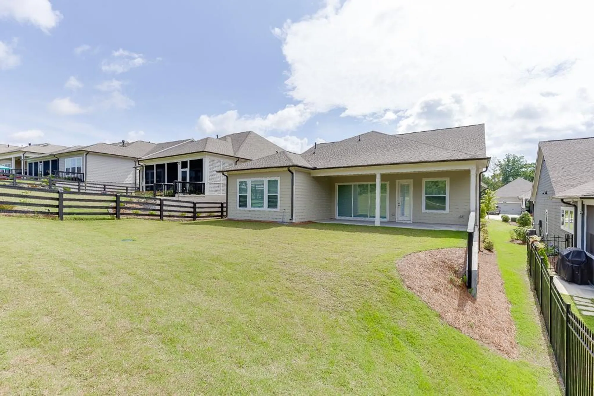 Property Slideshow image 41 of 43 | 6996 river rock dr, Flowery Branch, GA, 30542