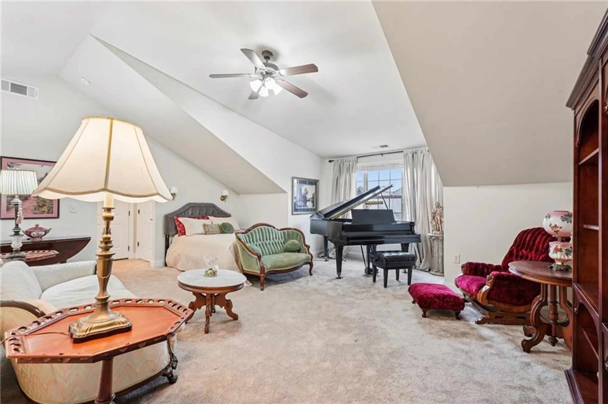 Property Slideshow image 23 of 27 | 4334 lanier ridge walk 1403, Cumming, GA, 30041