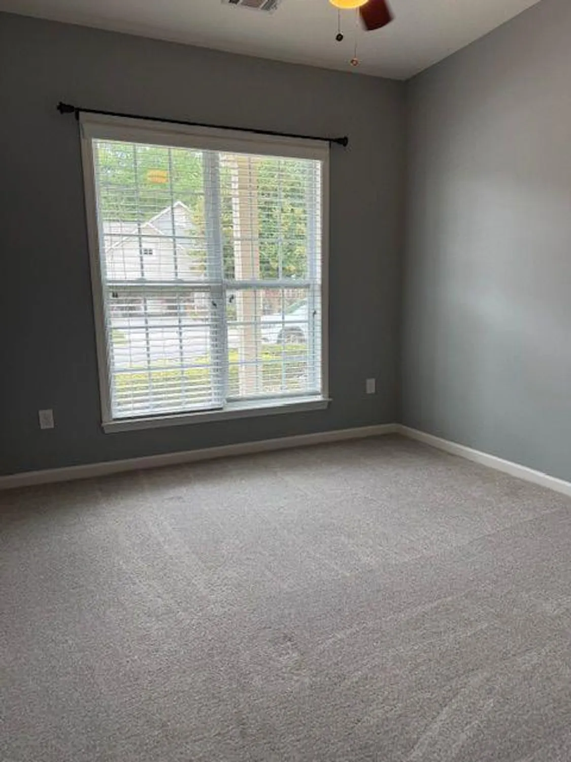 Property Slideshow image 10 of 12 | 6212 longleaf dr, Hoschton, GA, 30548